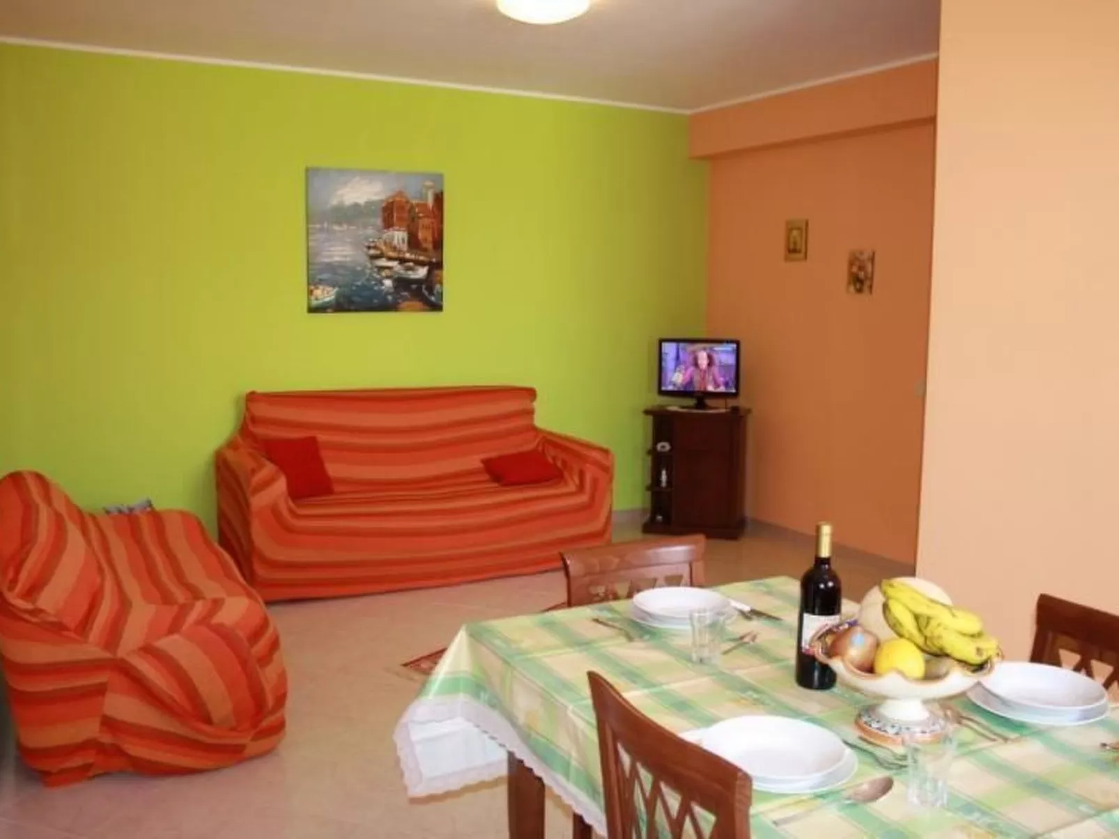 Wohnung in Balestrate mit kostenlosem Parkplatz-Drinnen