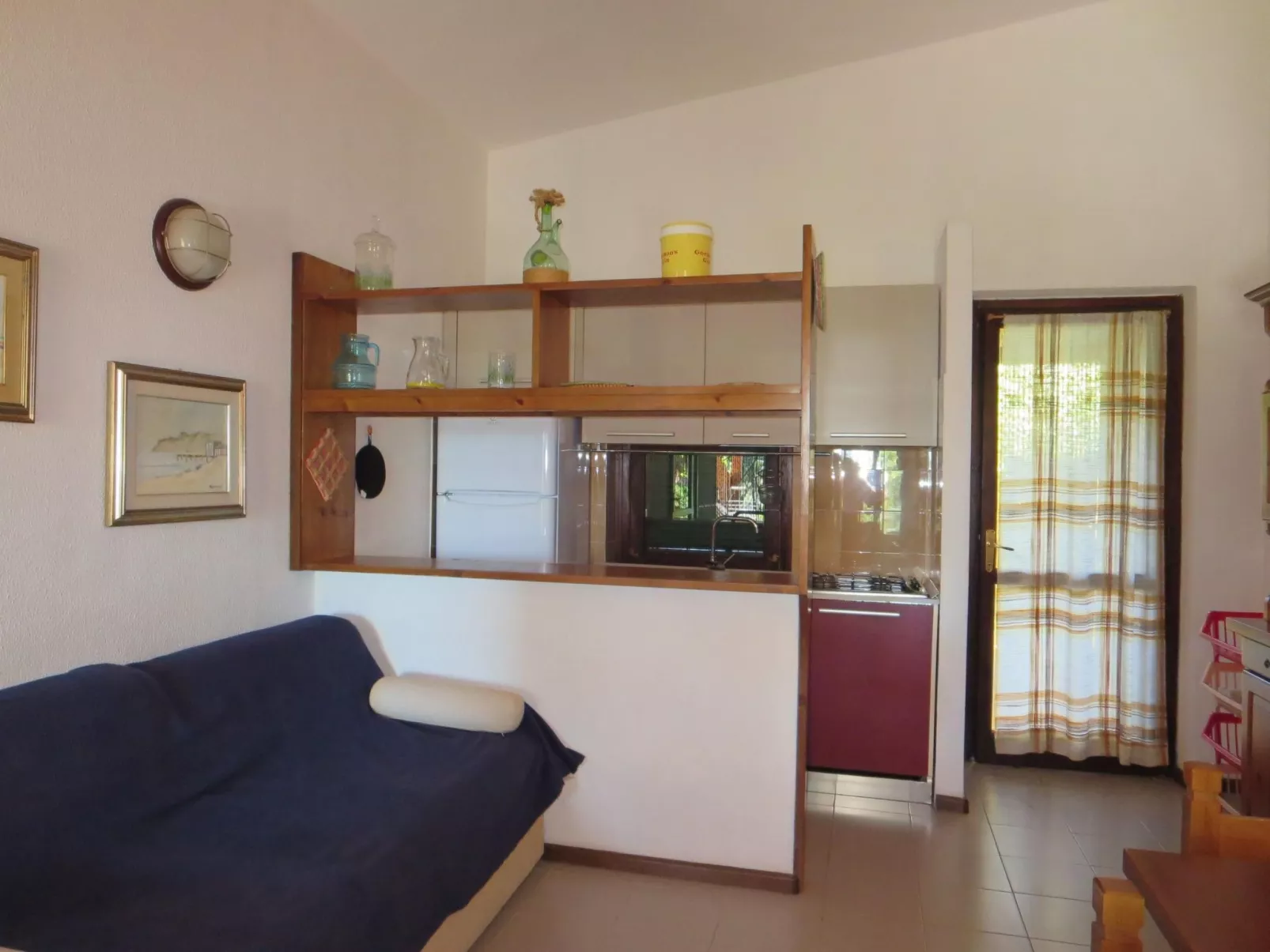 Trilo Mulbery mit großem Garten-Inside