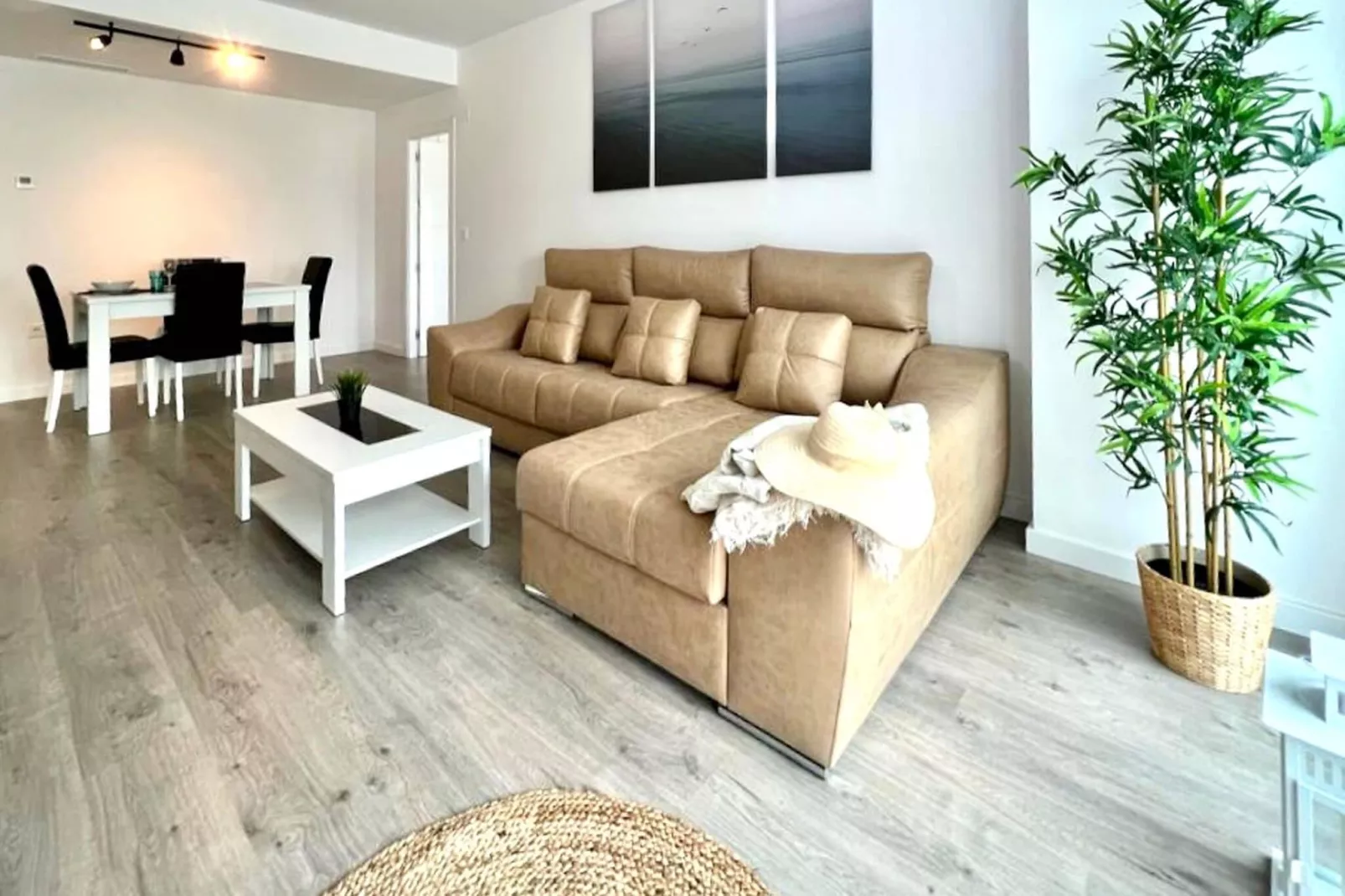 Apartamento Playa Granada Beach & Golf 9-Living room