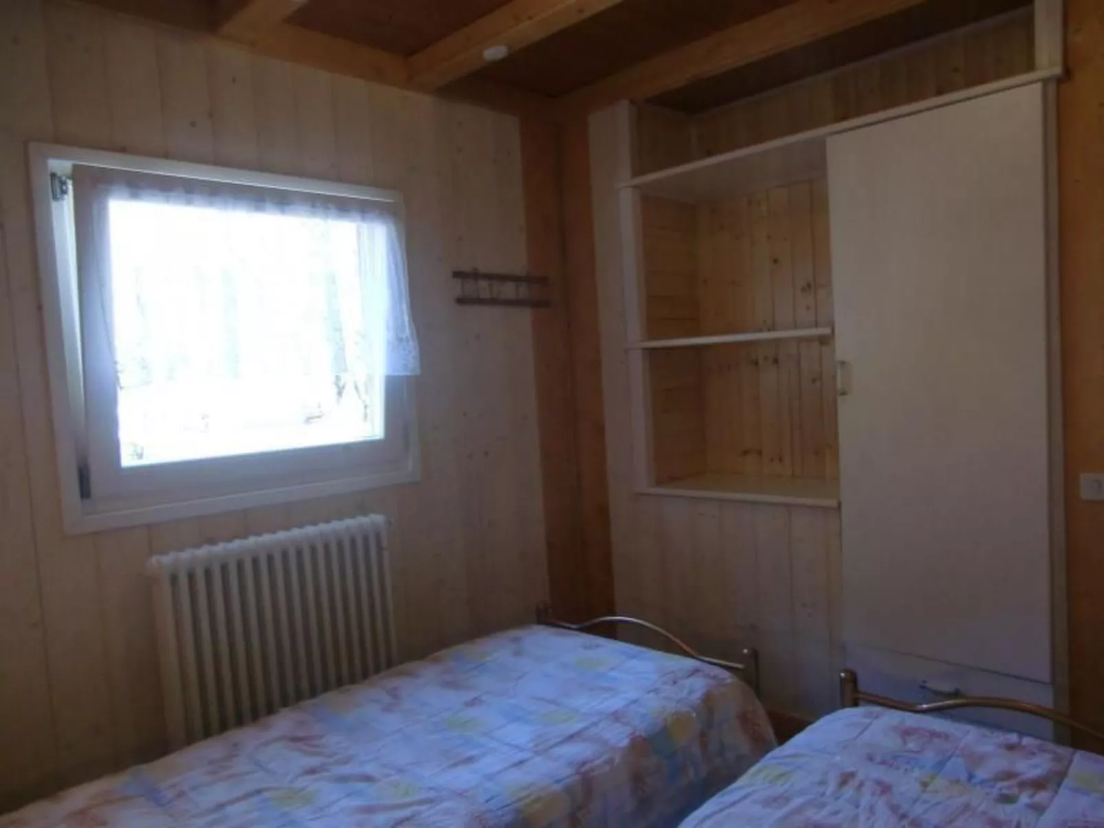 Freistehendes Haus mit eingezäuntem Privatgarten-Inside