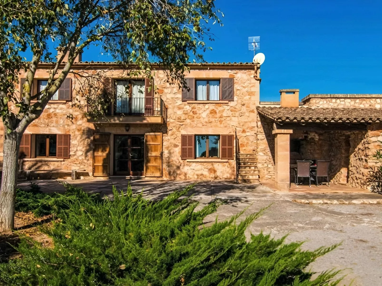 Bonita casa cerca del mar