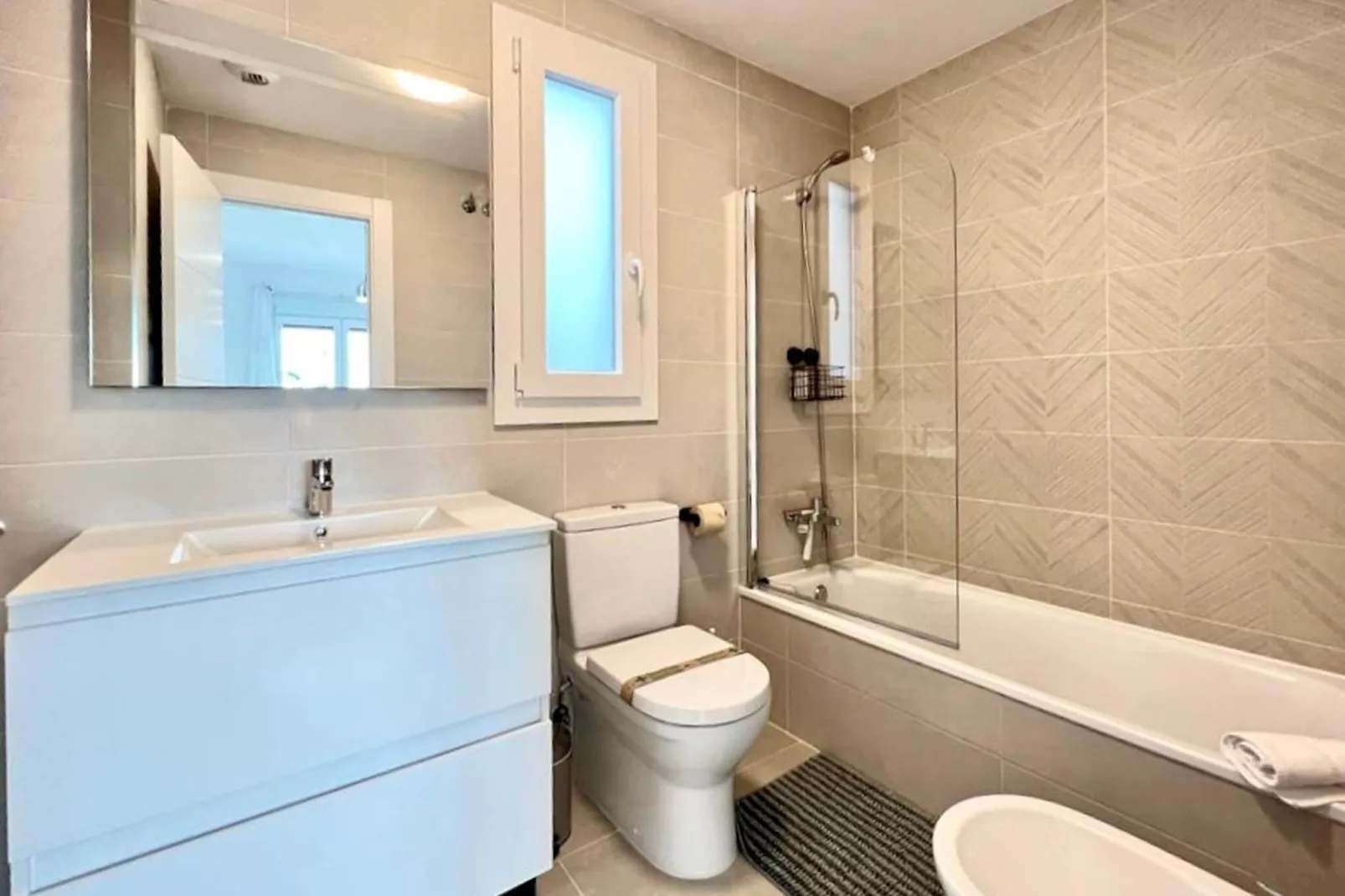 Apartamento Playa Granada Beach & Golf 9-Bathroom