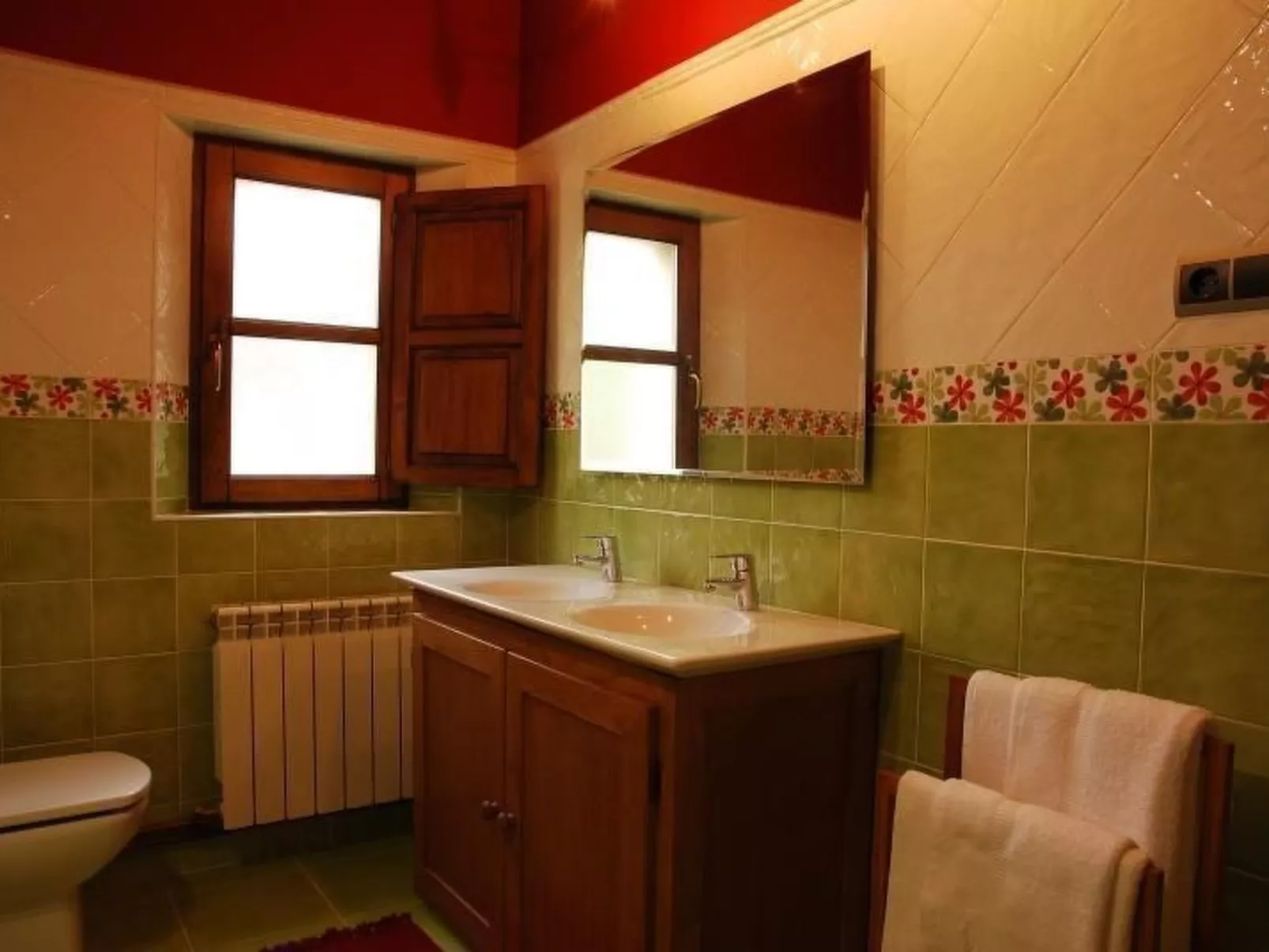 Fachwerkhaus mit Garten-Image-tags.info