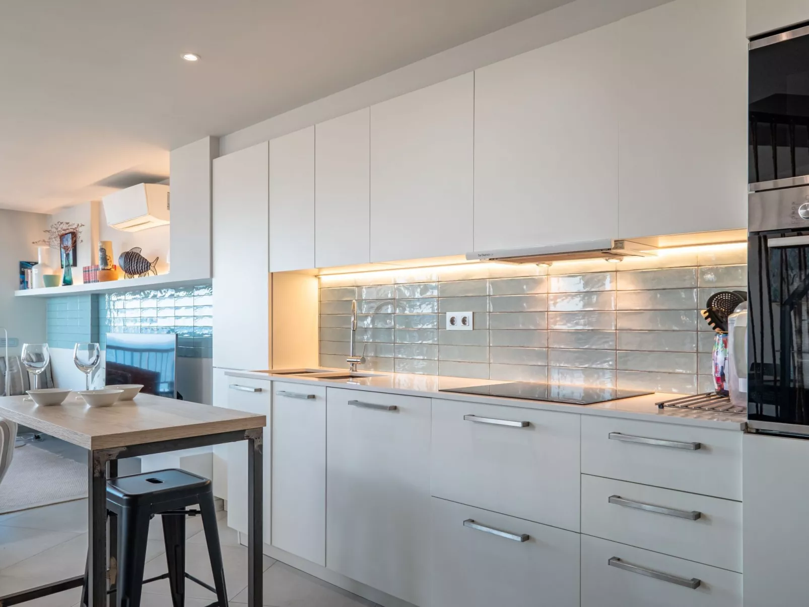 Costabravaforrent Marina, schöne Wohnung in erster Meereslinie-Dedans