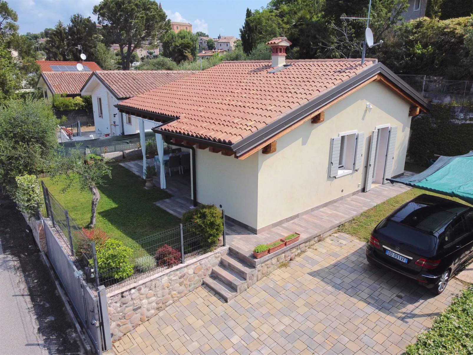 Schönes Ferienhaus Villetta Batik-Outside