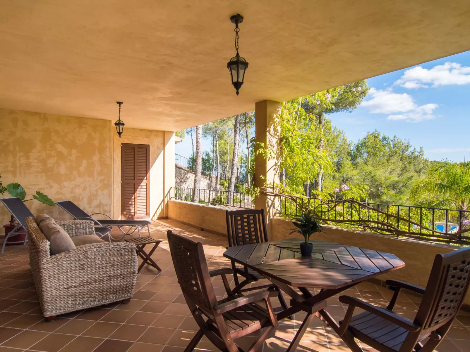 "Sa Mola" mit Terrasse-Draußen