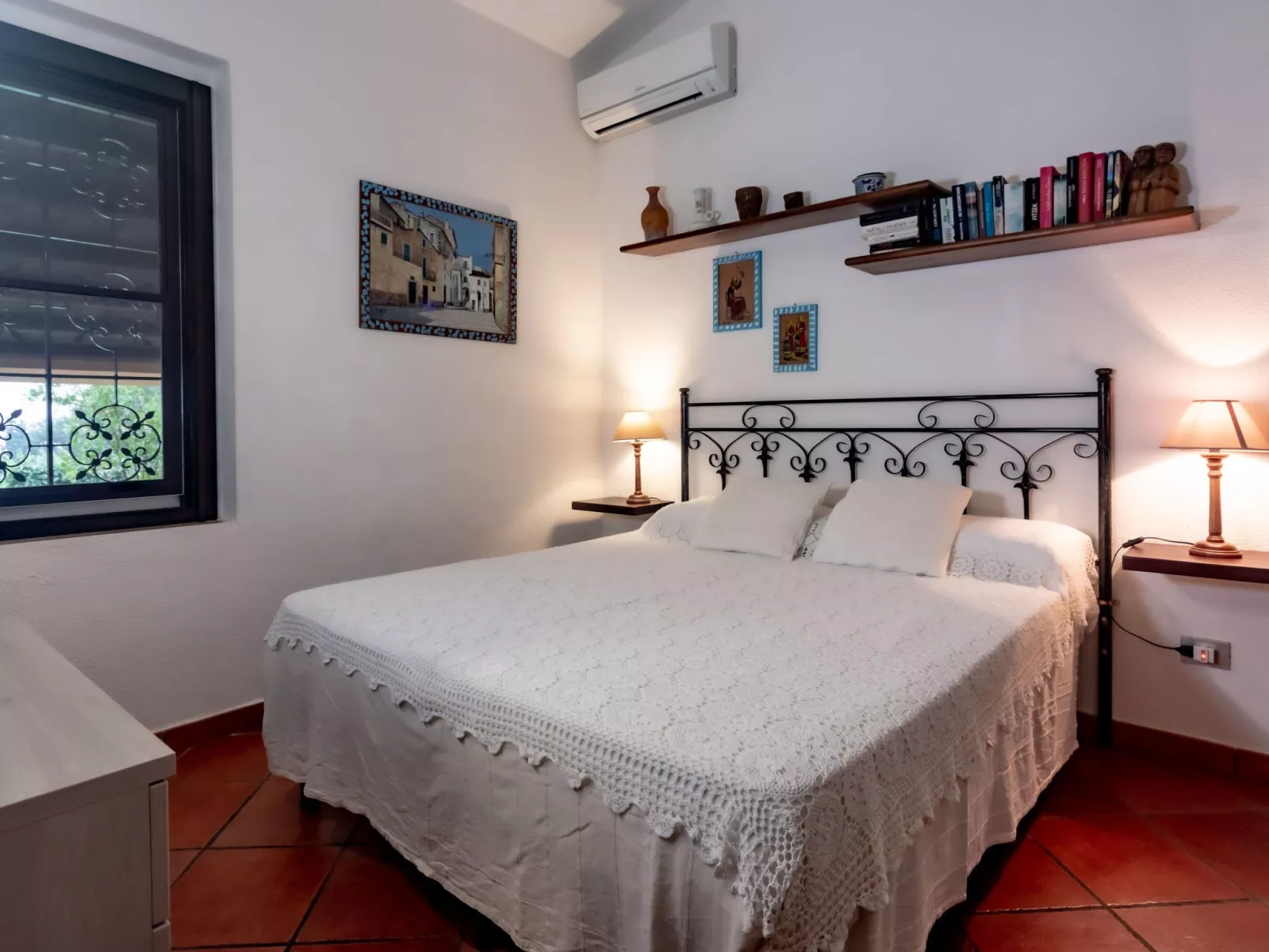 Herrliche freistehende Villa mit Meerblick und nur wenige Gehminuten vom Strand-Image-tags.info