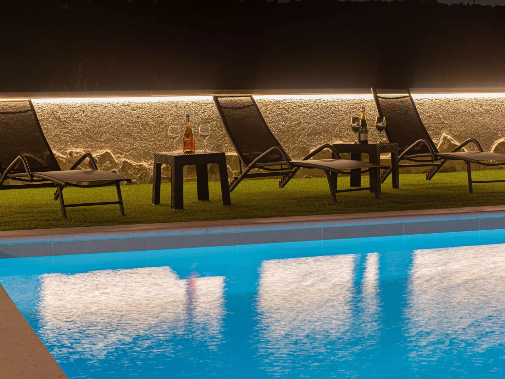 Villa Casa Del Sol-Outside