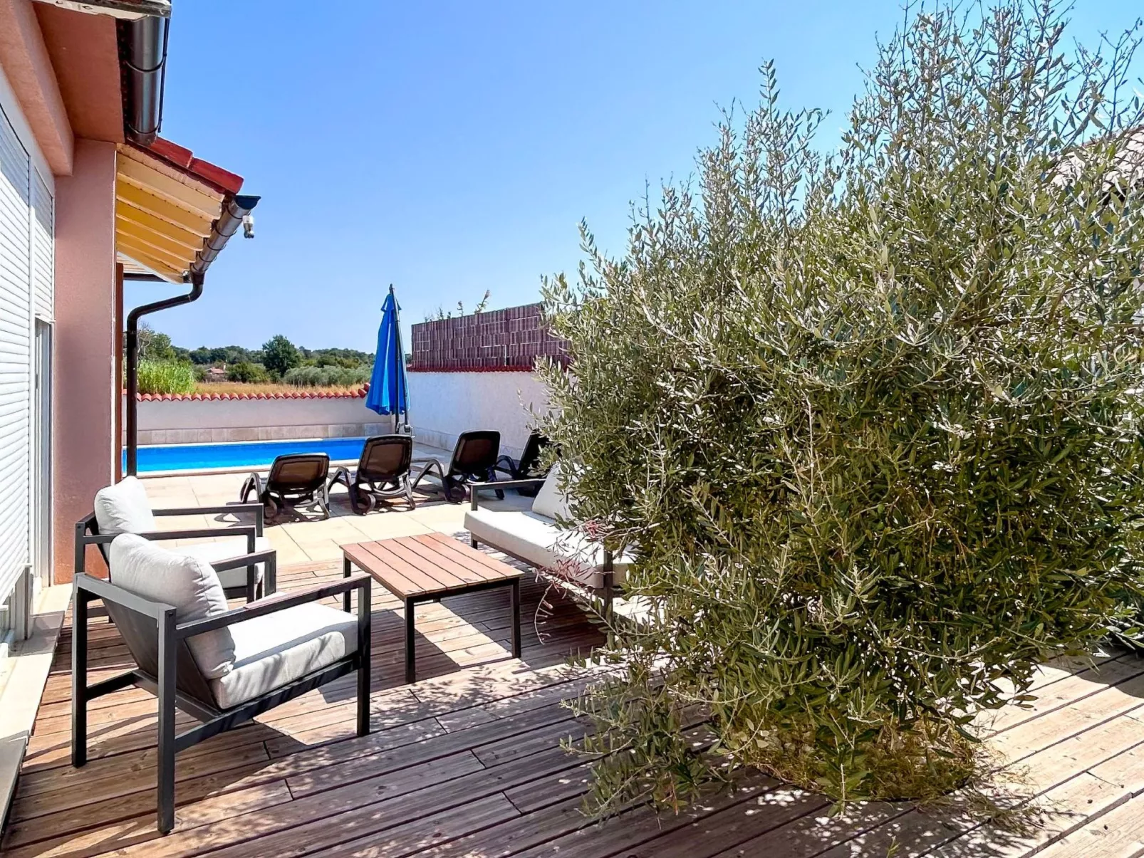 In Medulin mit Privatem Pool-Dehors