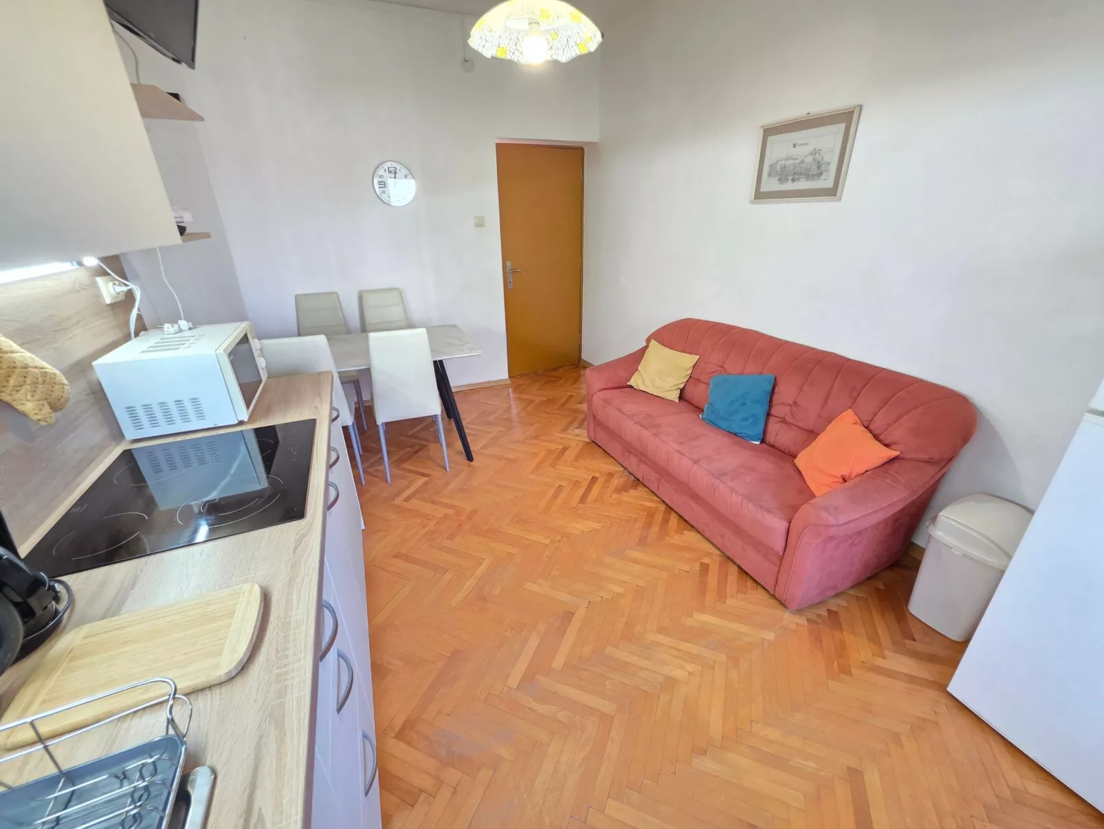 Wohnung mit Terrasse, 150 m vom Sandstrand entfernt-Dedans