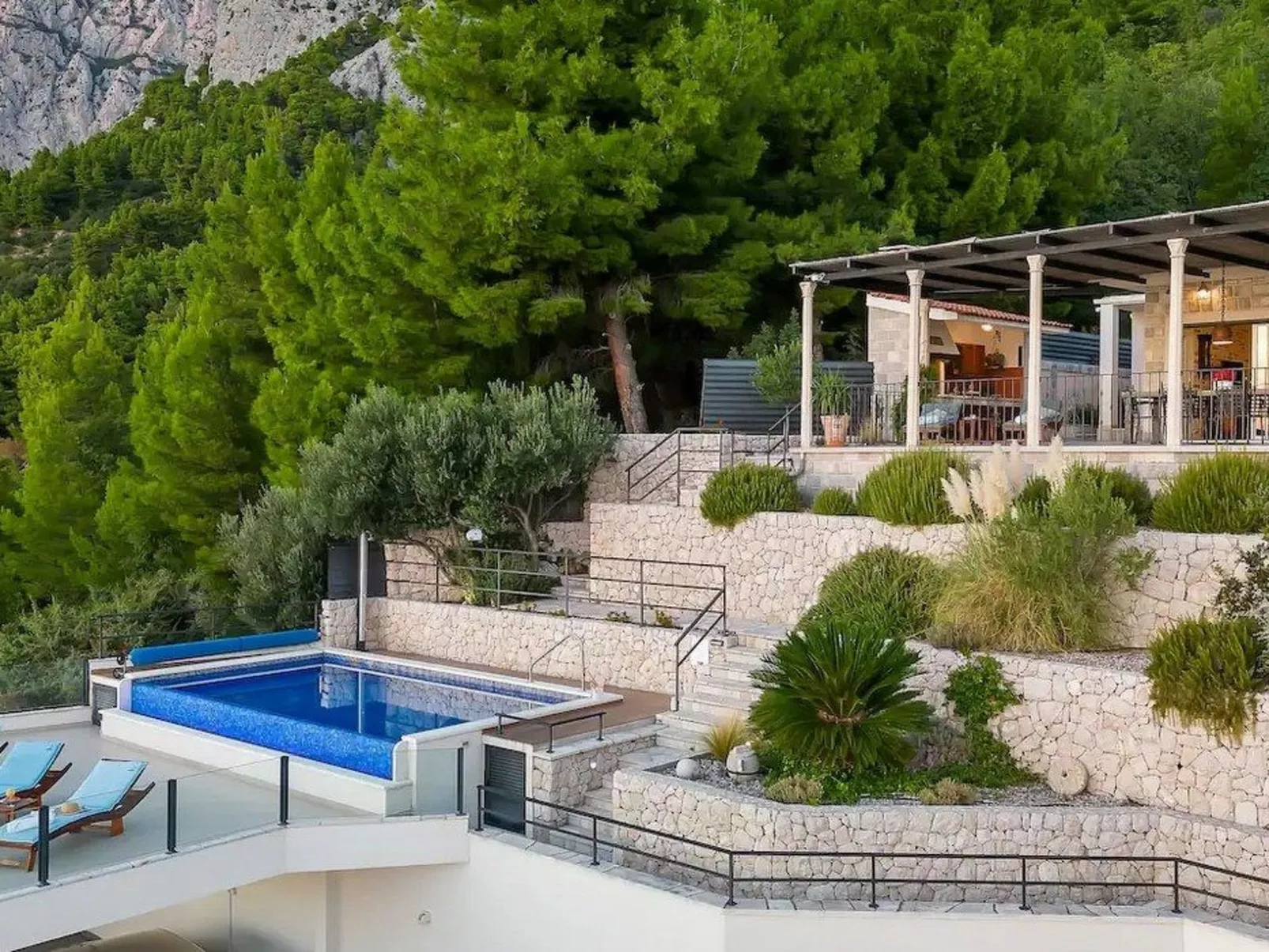 Villa Nikolina - Outside