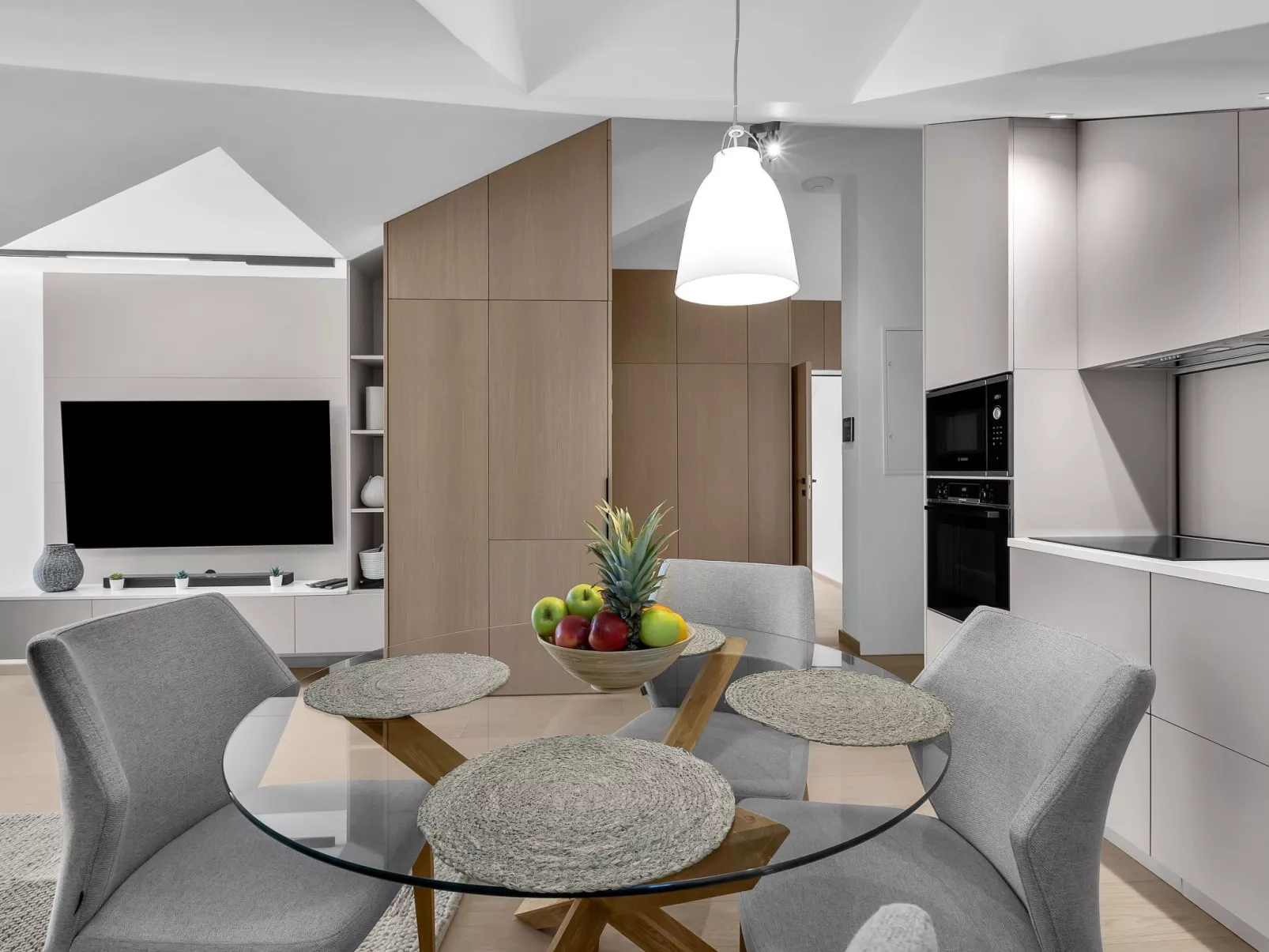 Penthouse Nikolina-50m to beach-Dedans