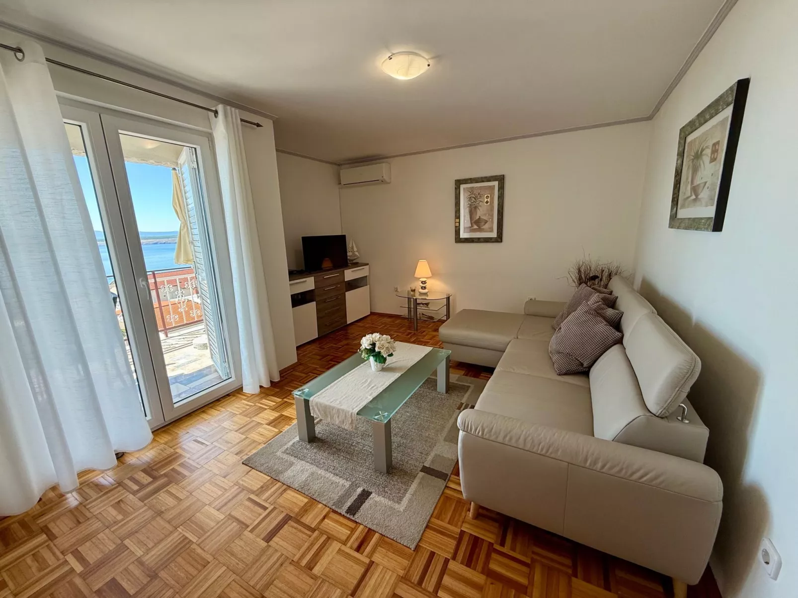 Apartment Minea-Drinnen