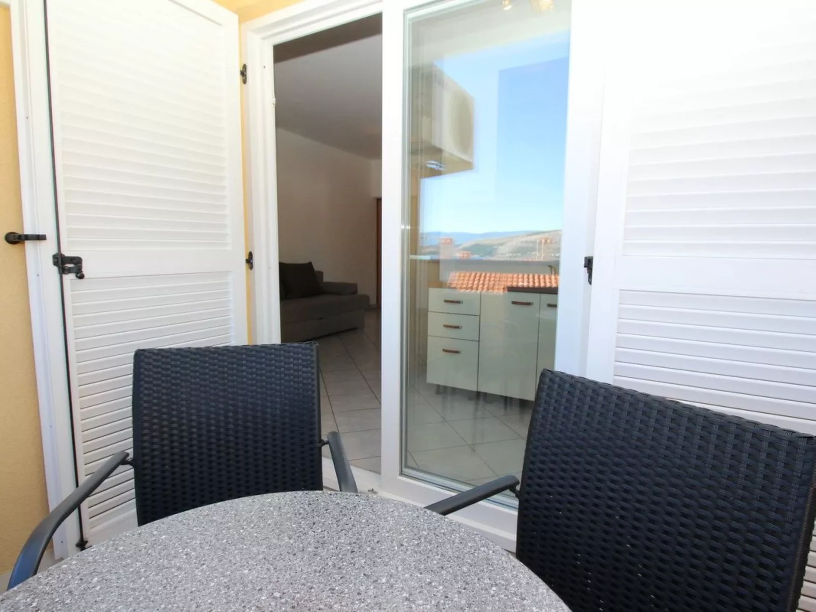 In Baška mit Eigenem Balkon-Draußen