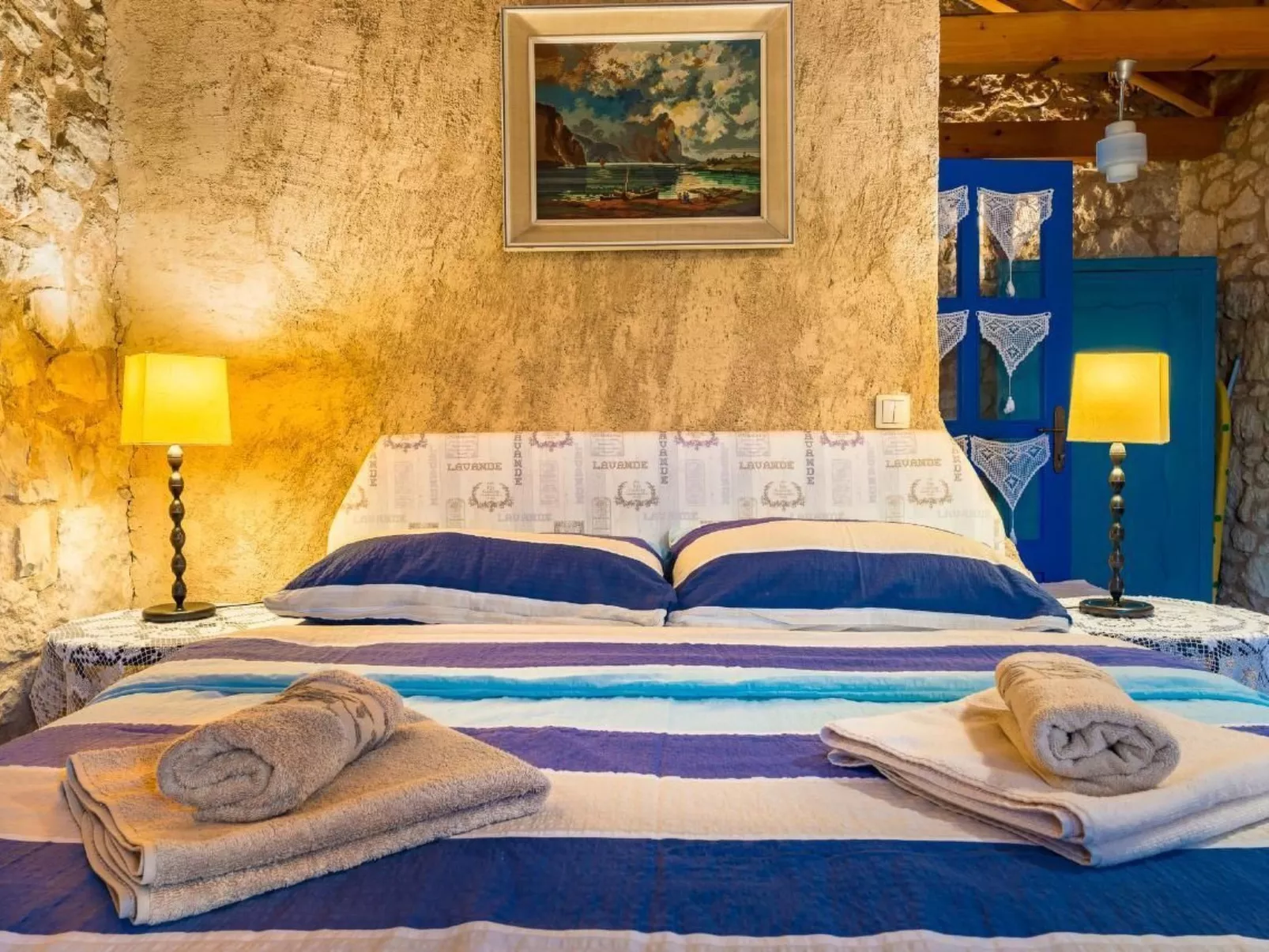 "Villa Ivanka" mit Blick auf das Wasser-Dedans