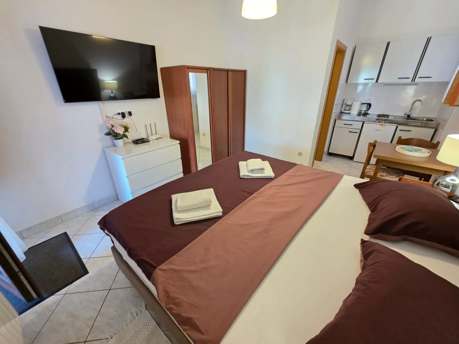 Studio-Apartment mit Terrasse-Dedans