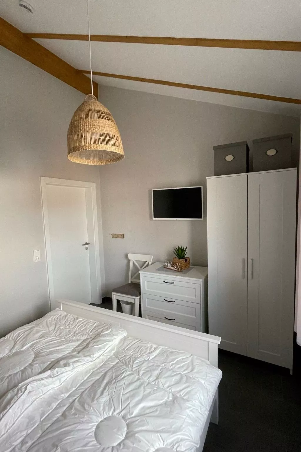 G1 Eingezäuntes Haus mit Kamin in Eckwarderhörne-Drinnen