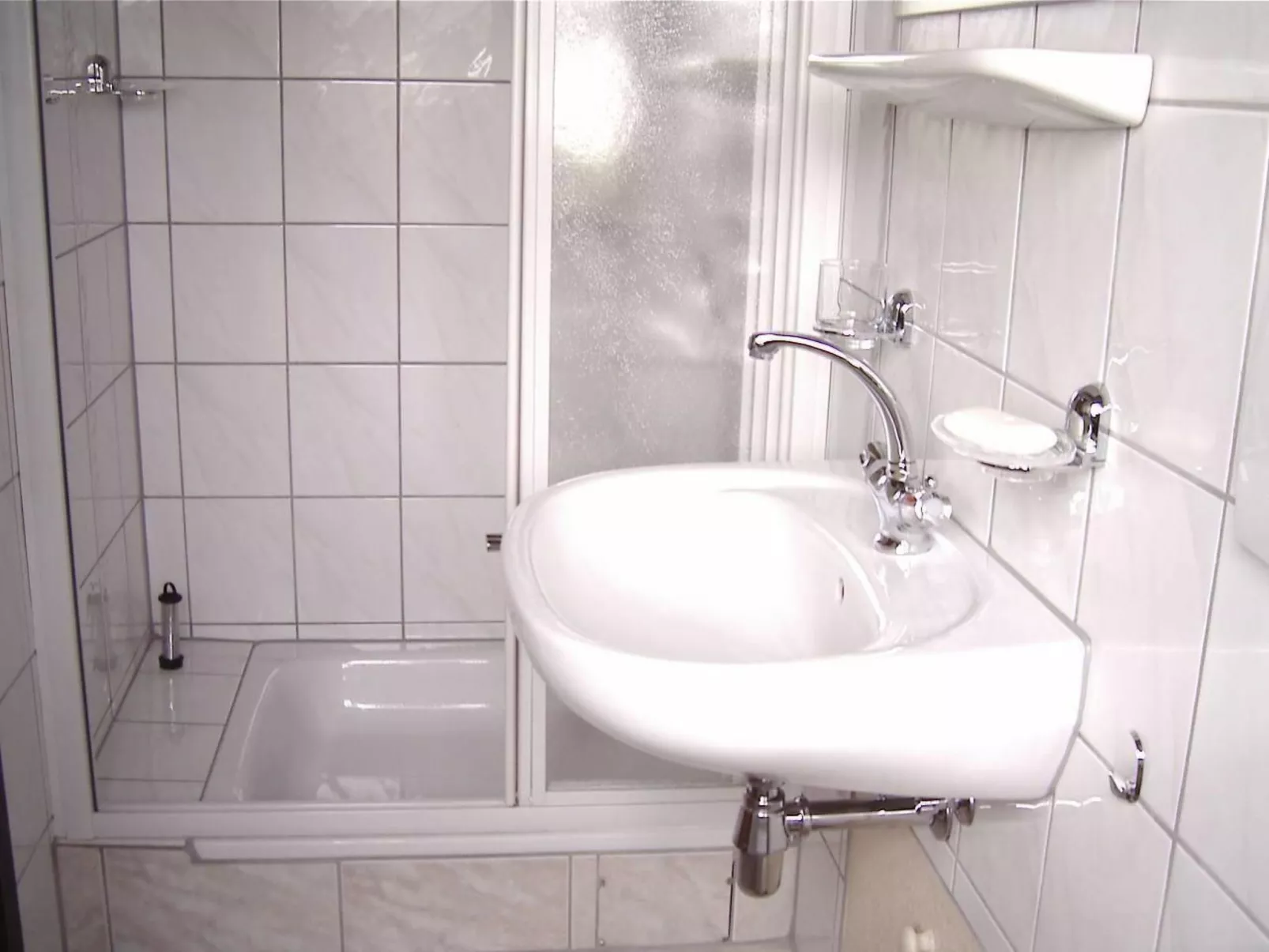 In Burhave mit Terrasse und Grill-Drinnen