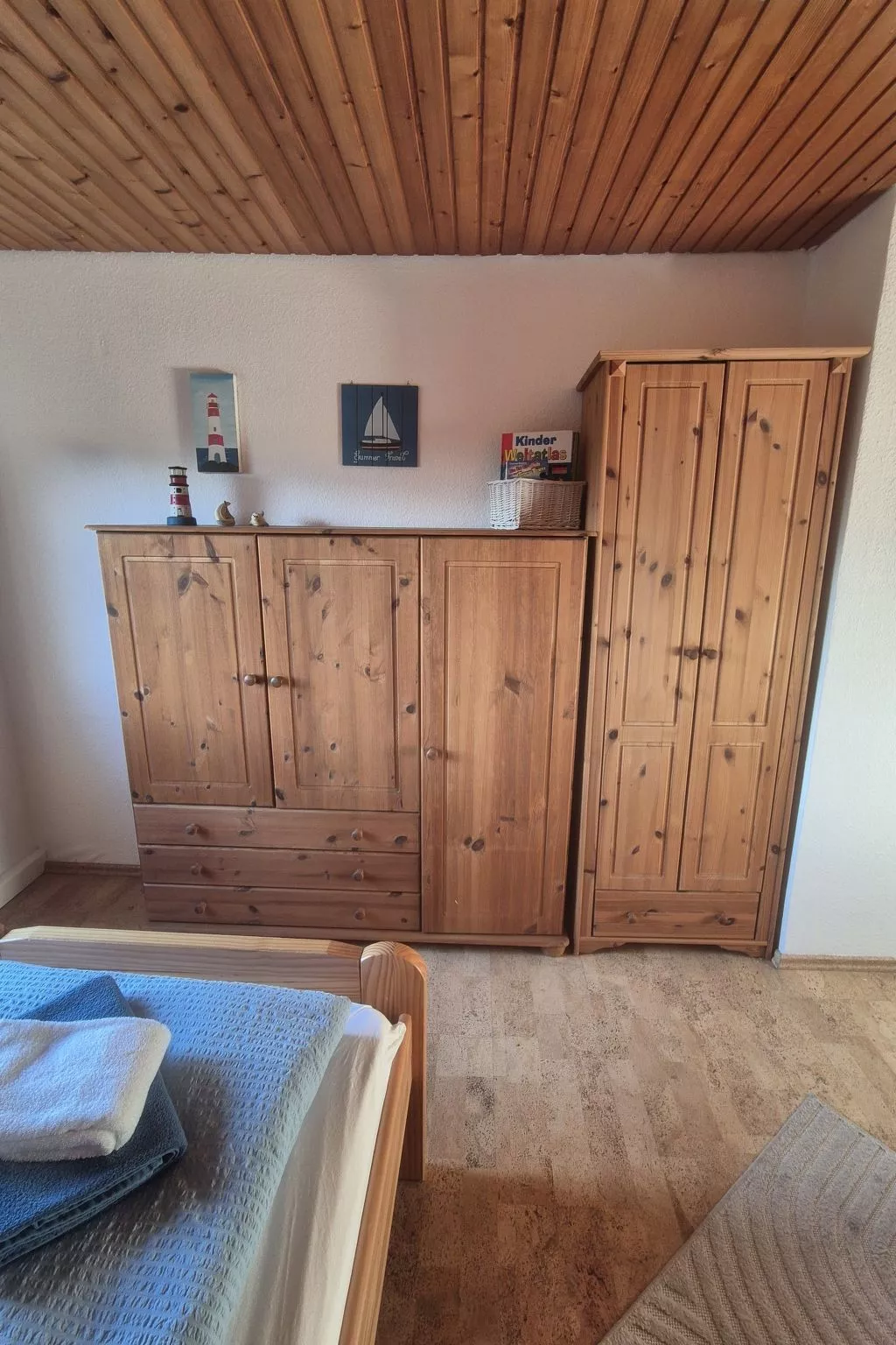 Mit Wintergarten und Garten am Deich-Inside