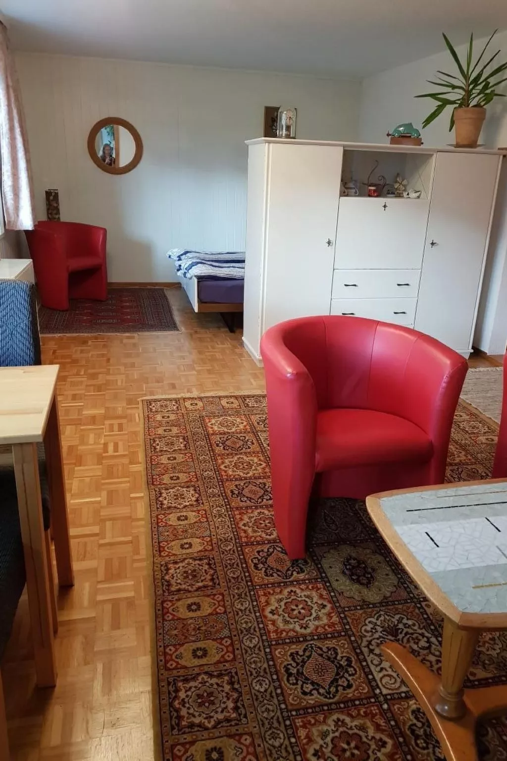 Charmantes Chalet Apartment mit Aussicht-Dedans