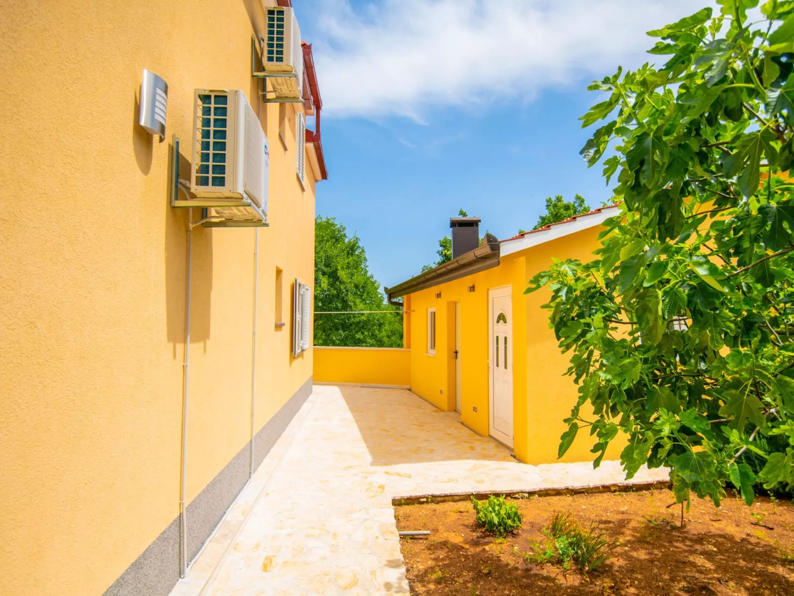 Villa "Mile" mit beheiztem Pool, Grill und Terrasse-Image-tags.info