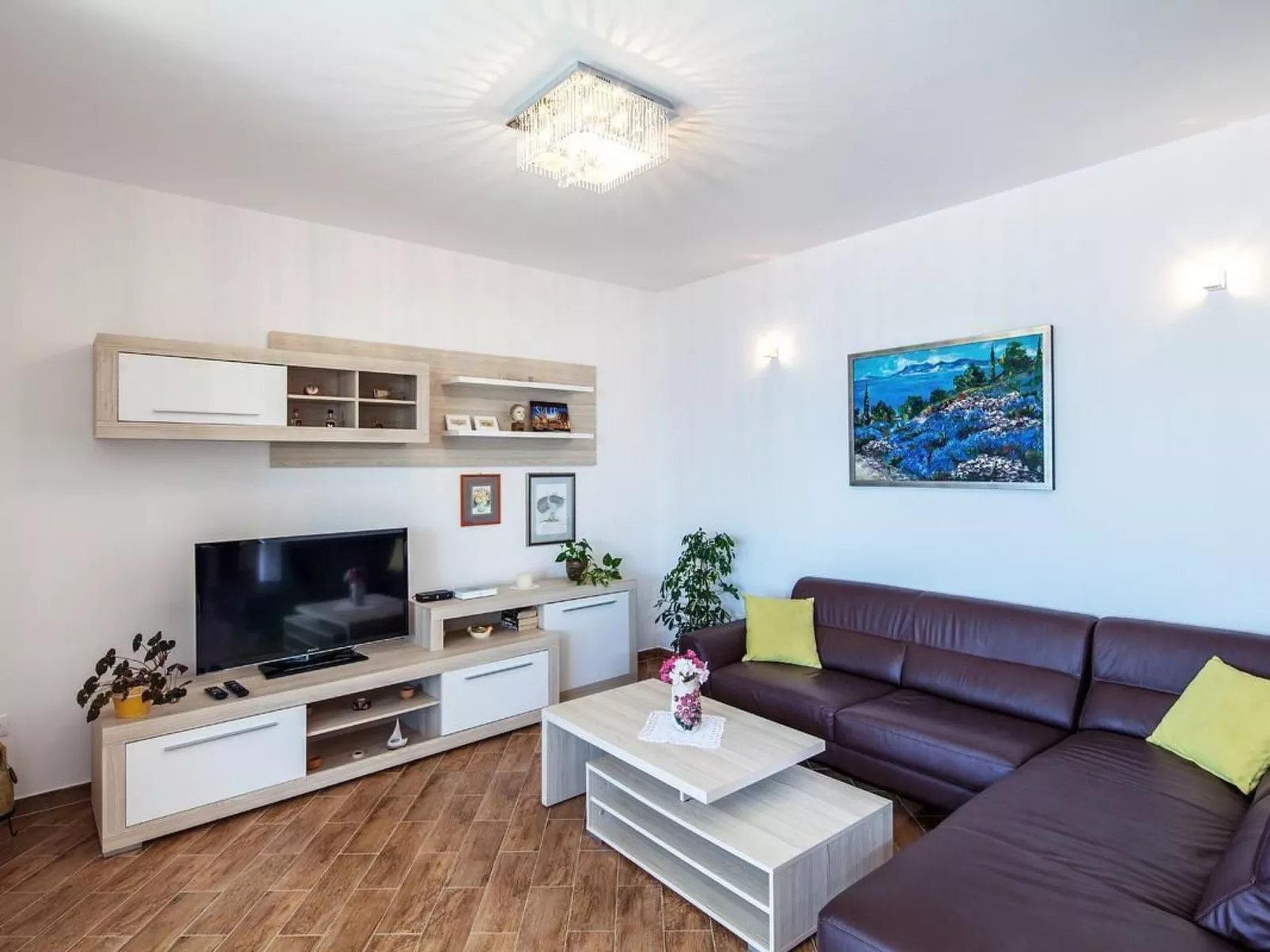 Luxuriöses Ferienhaus mit Pool direkt am Meer-Inside