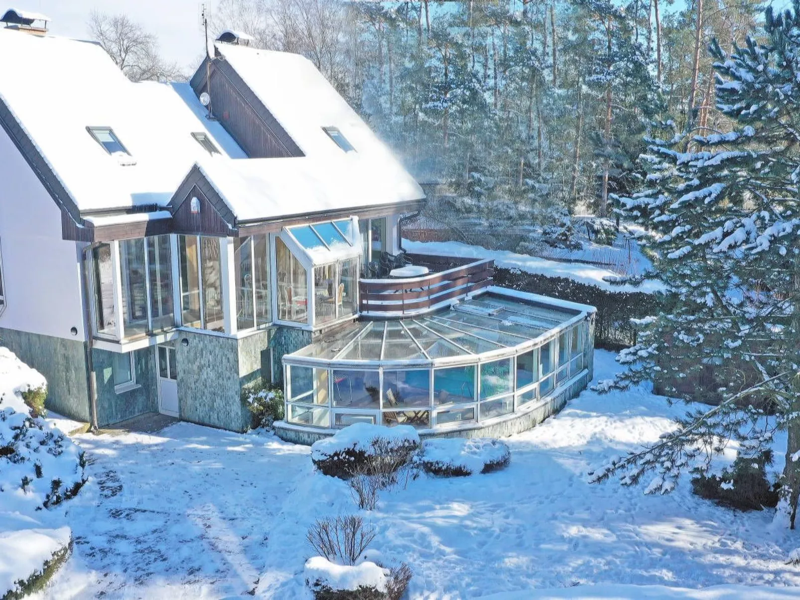 Wellness Ferienhaus Branzez mit Innenpool, Sauna.. - Outside