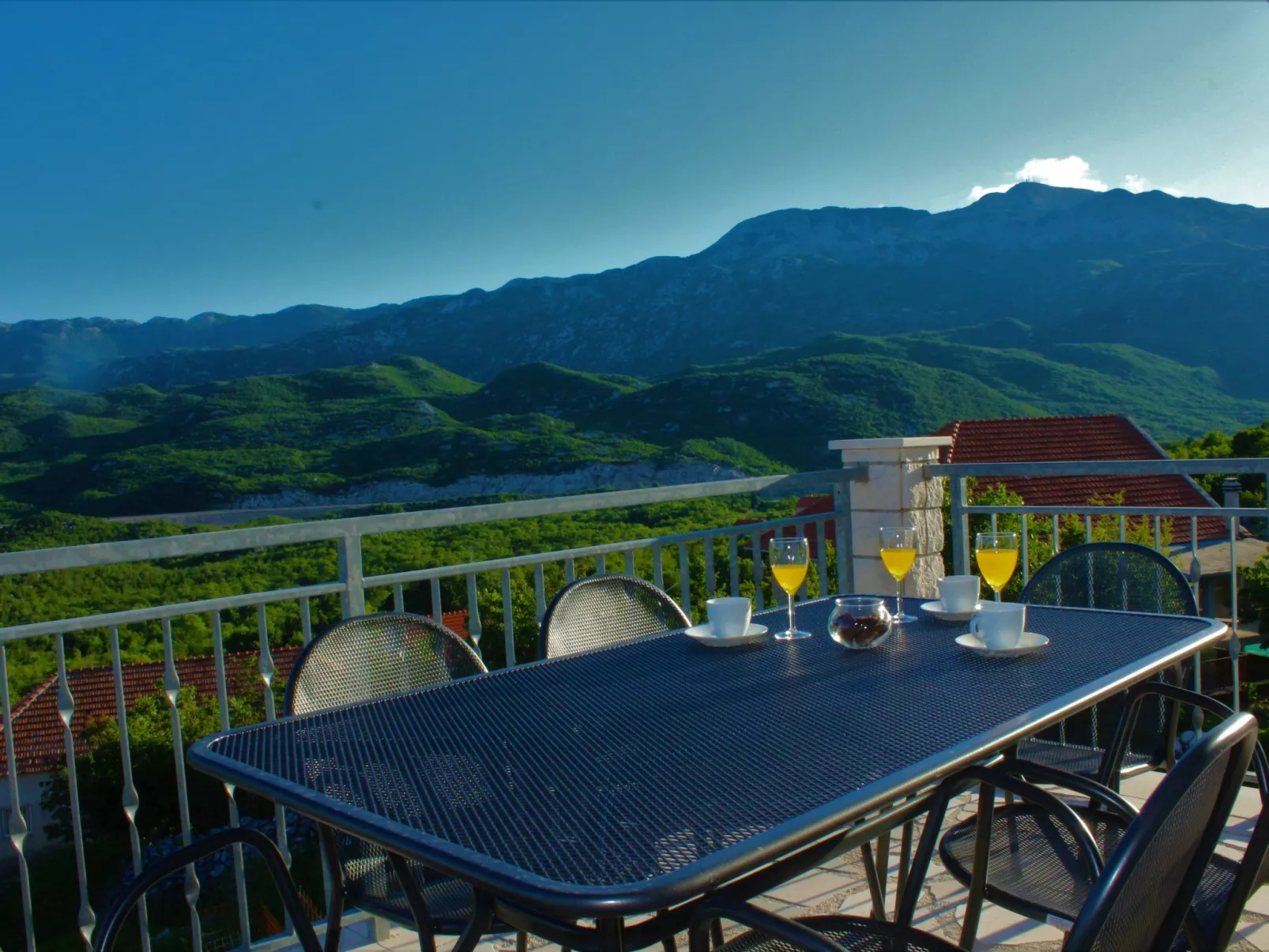 Mit privatem Pool-Outside