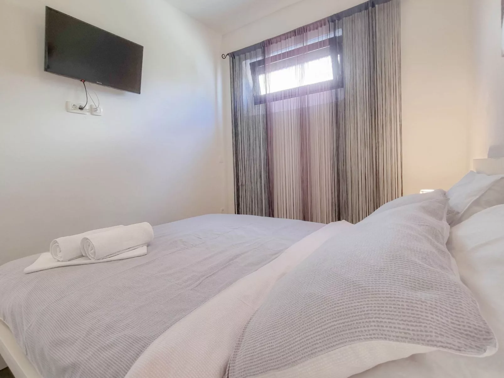 Für 4 Personen ca. 40 m&sup2; in Novigrad, Adriaküste Kroatien (Westküste von I-Dedans