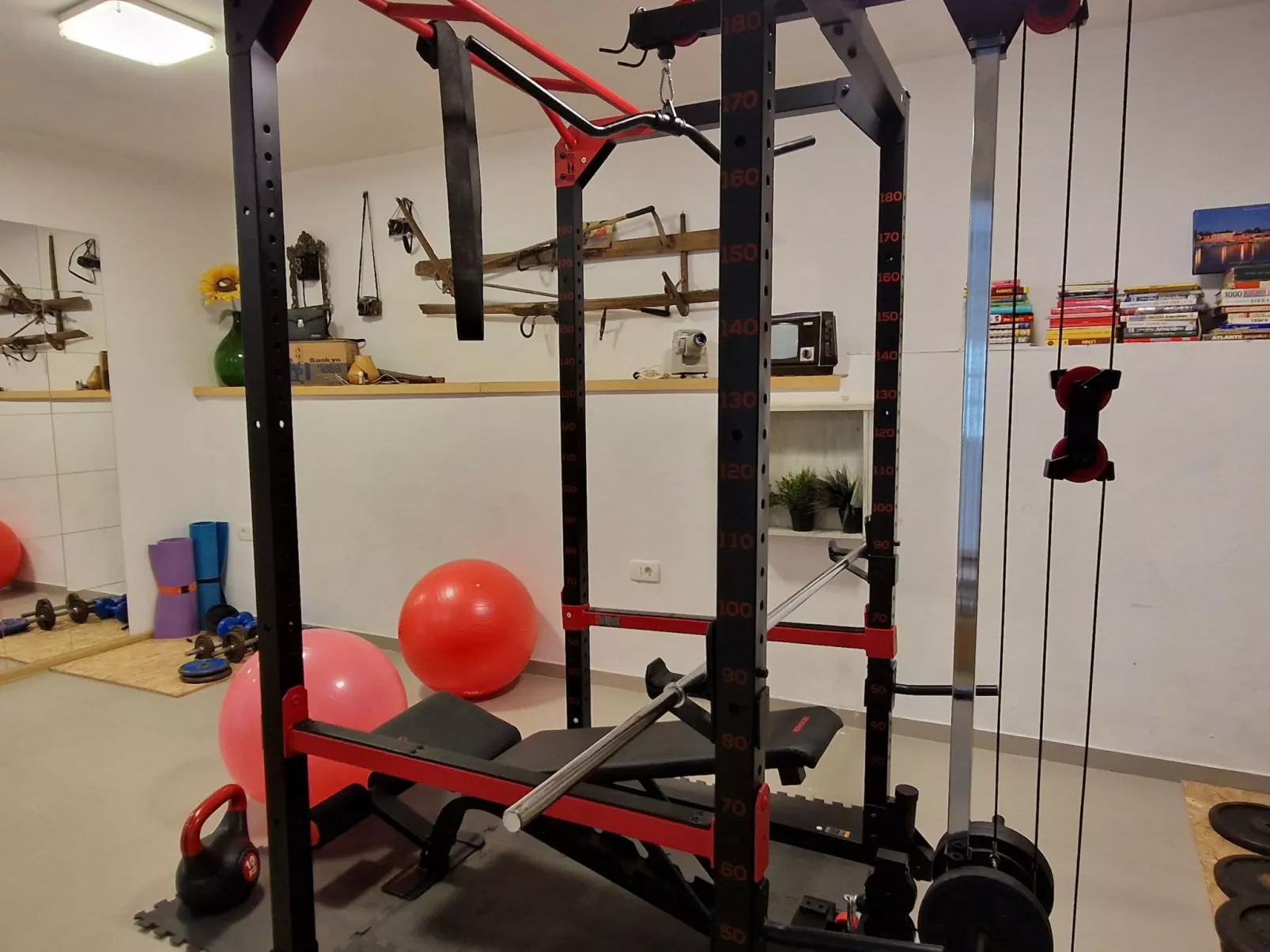 Freistehende Villa mit Garten und privatem Pool-Drinnen