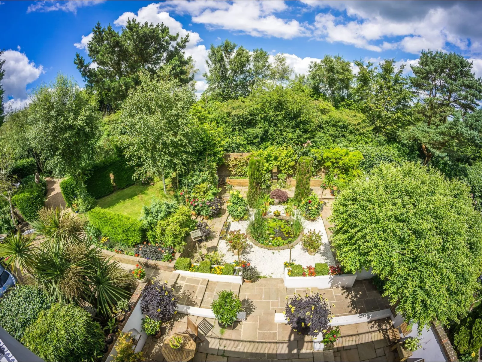Schönes Ferienhaus in Hastings mit Whirlpool, Terrasse und Garten-Draußen