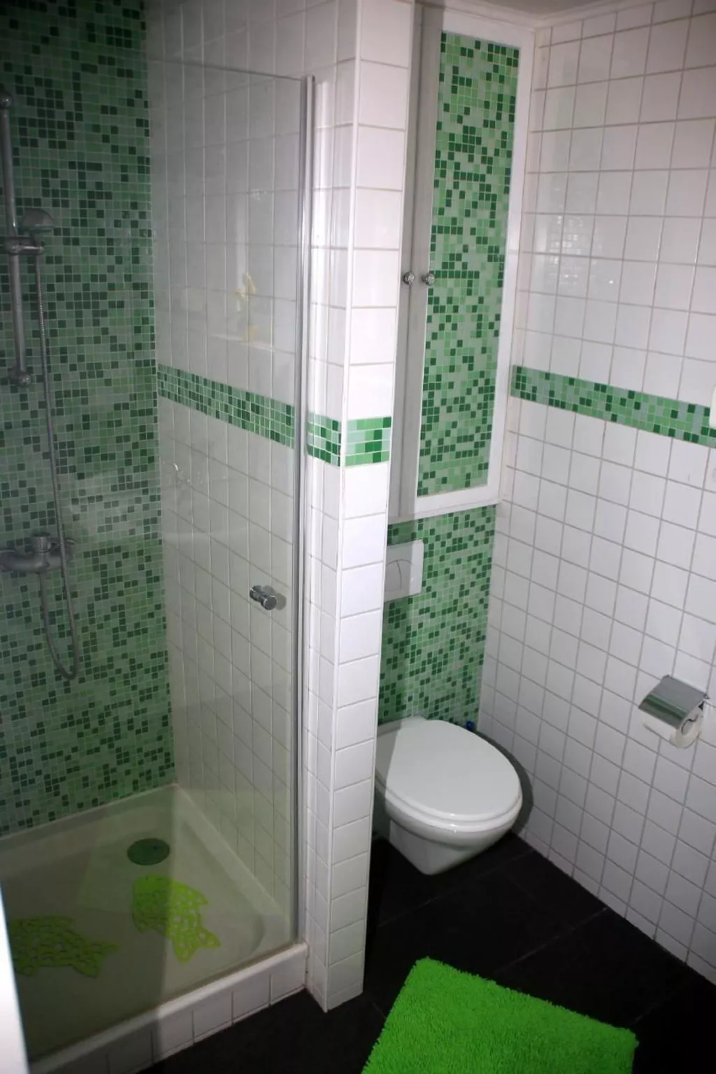 In Storkow mit Schönem Garten-Drinnen