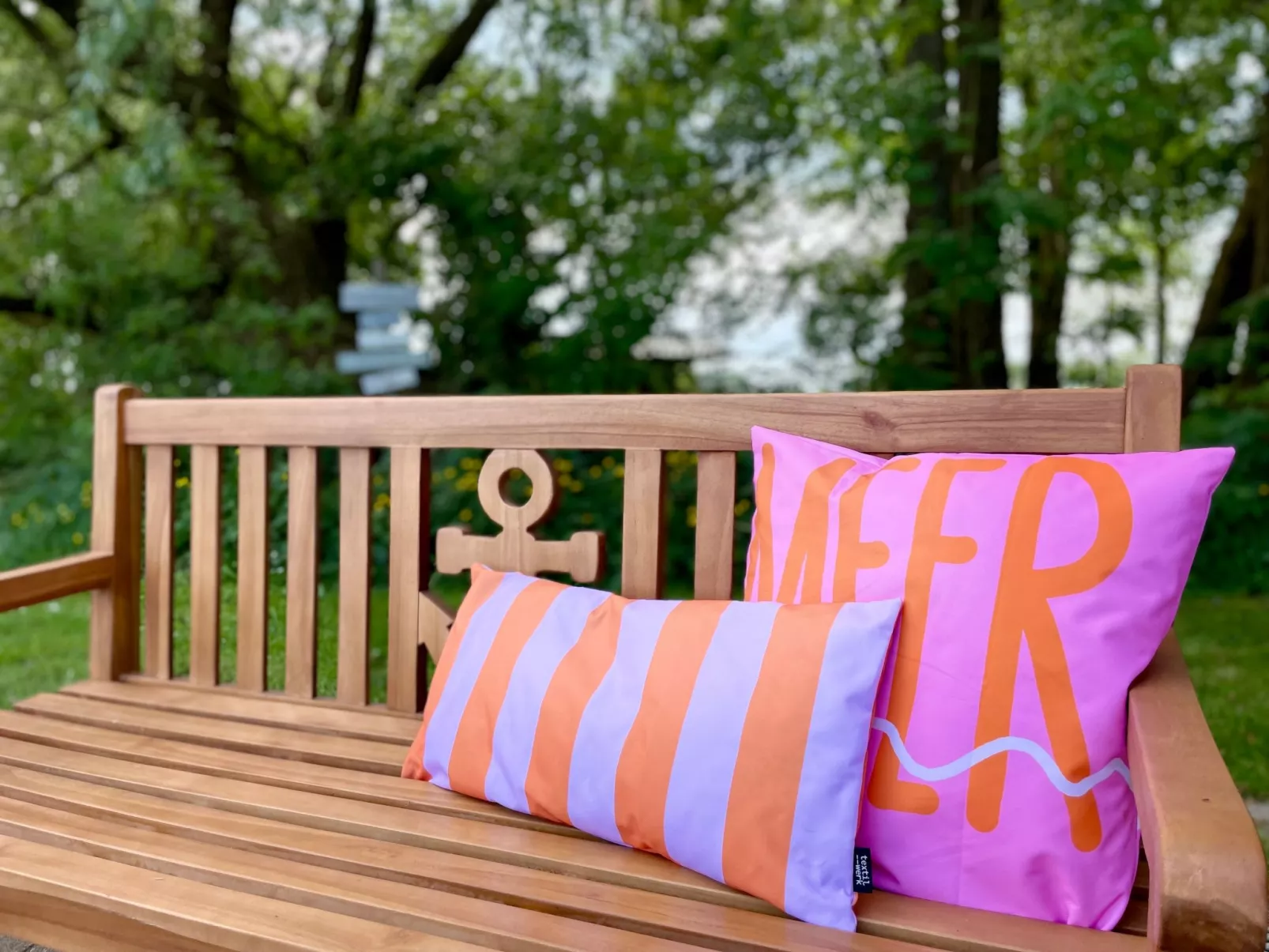 Reetdachhaus für erholsamen Familienurlaub-Outside