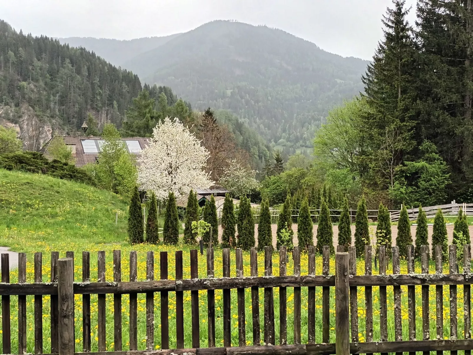 Umundumhütte-Draußen