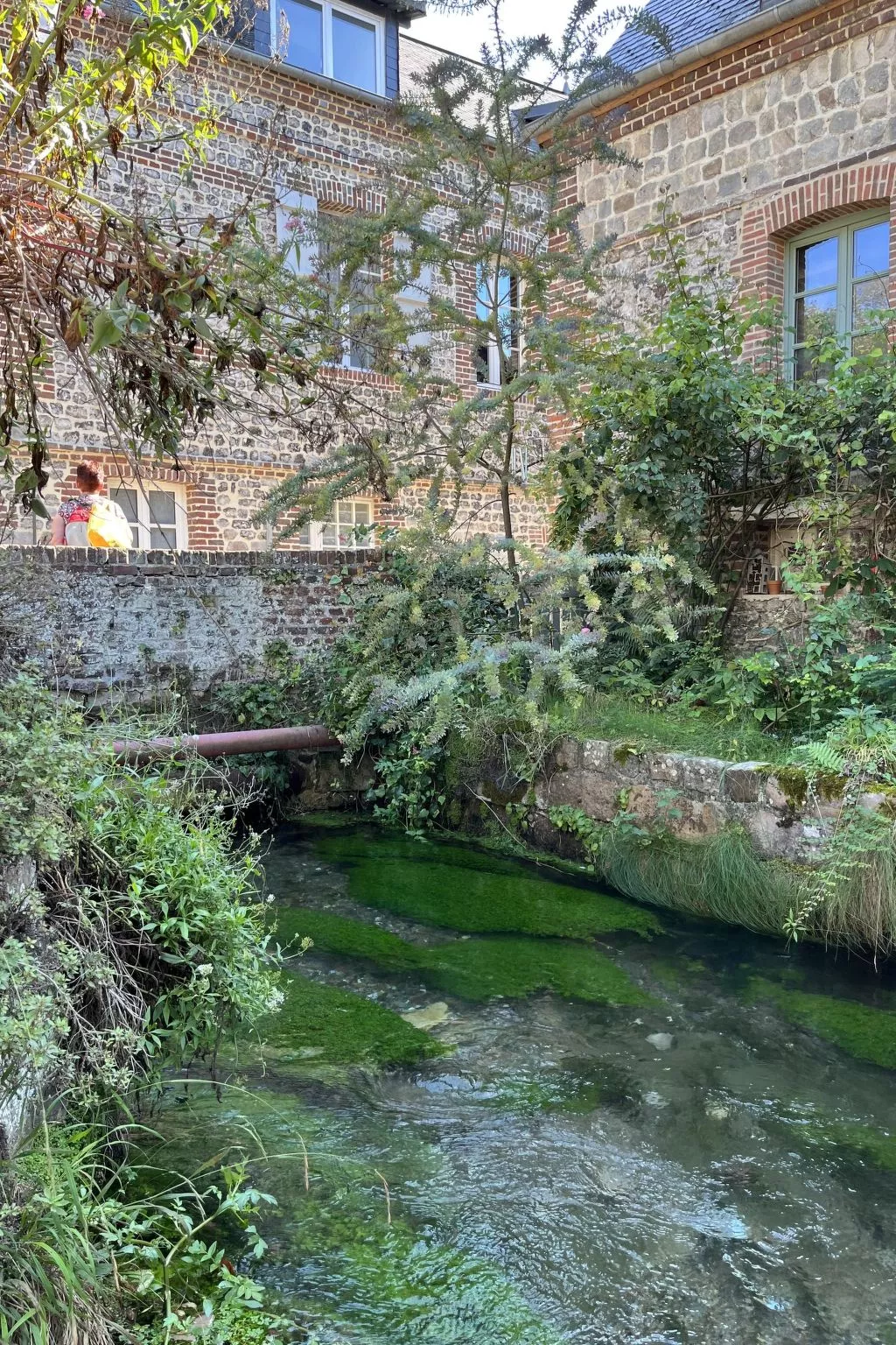 L Atelier Veulais-Outside