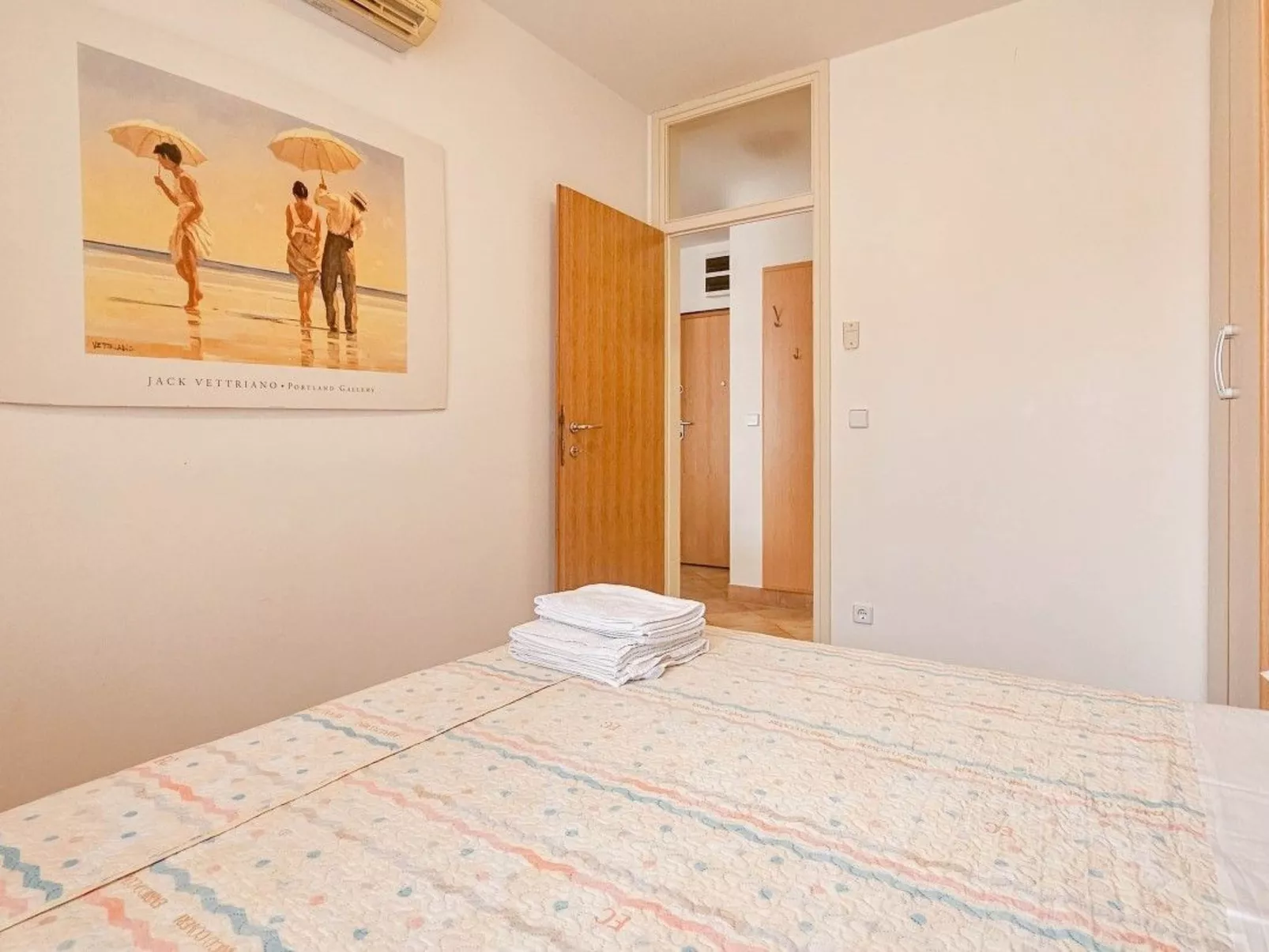 Wohnung "Senka" direkt am Strand-Inside