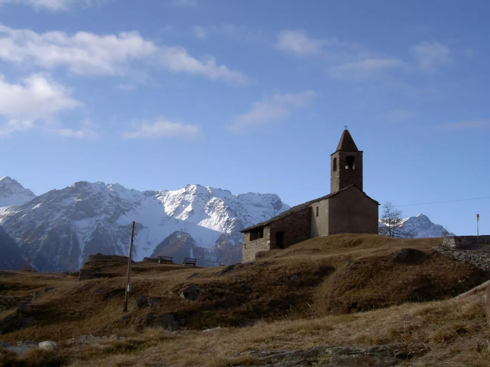Sonnige 2.5-Zimmer Wohnung an ruhiger Lage-Draußen