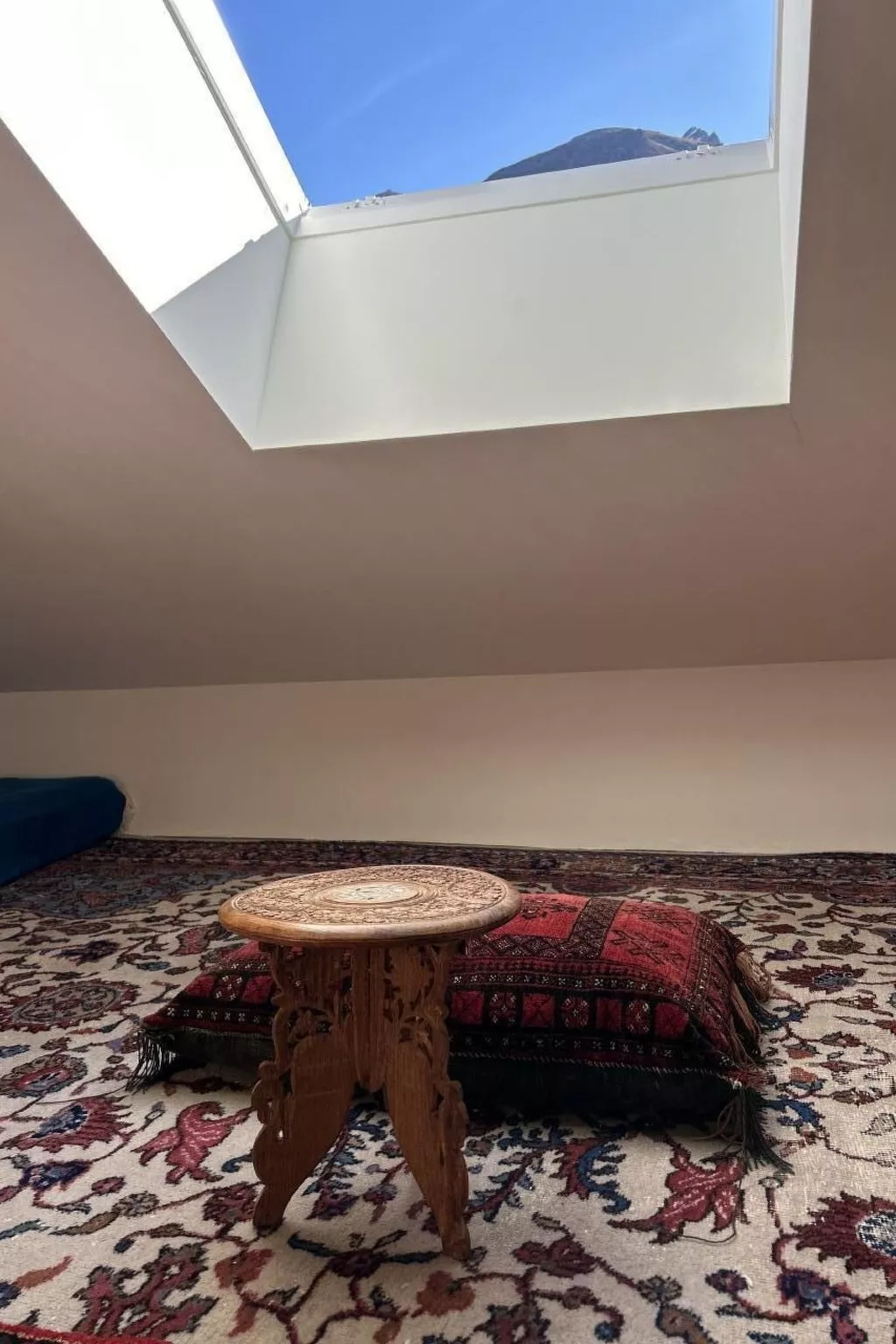 Chesa Delfins-Outside