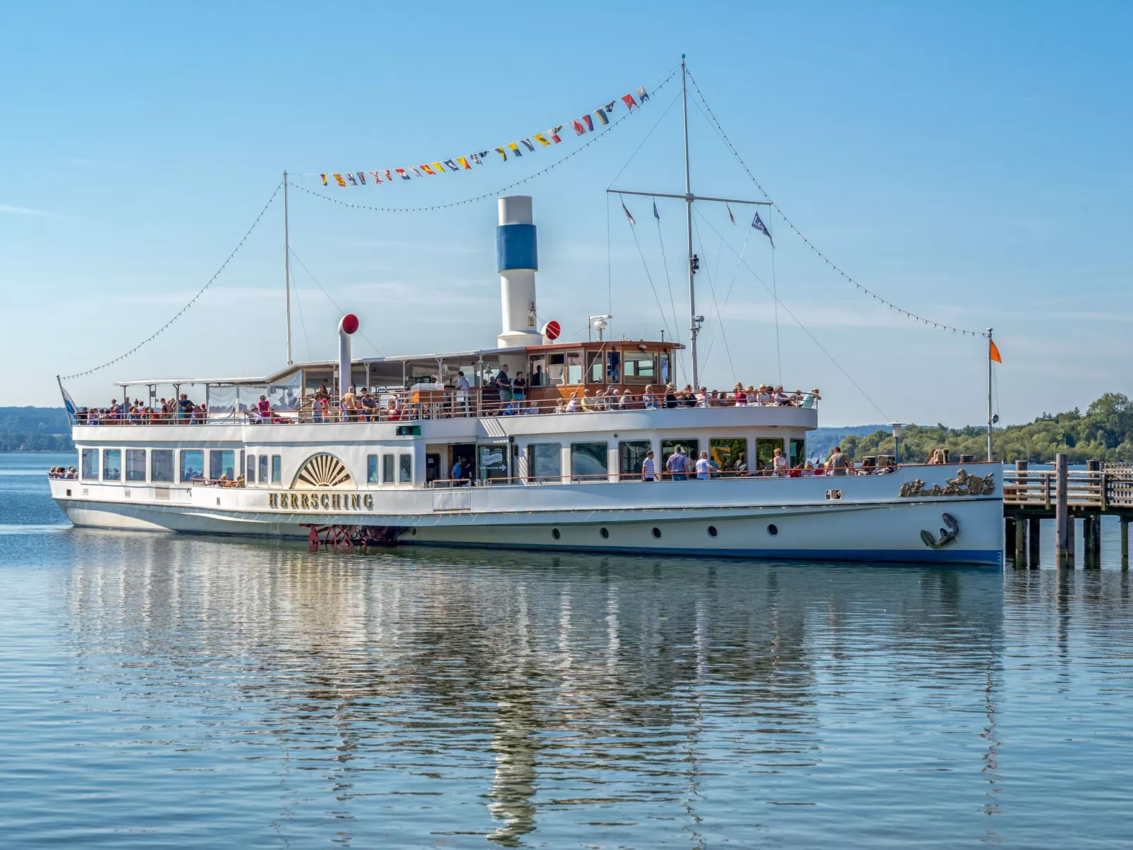 Wunderschönes Ferienhaus mit Kamin in Riederau-Outside