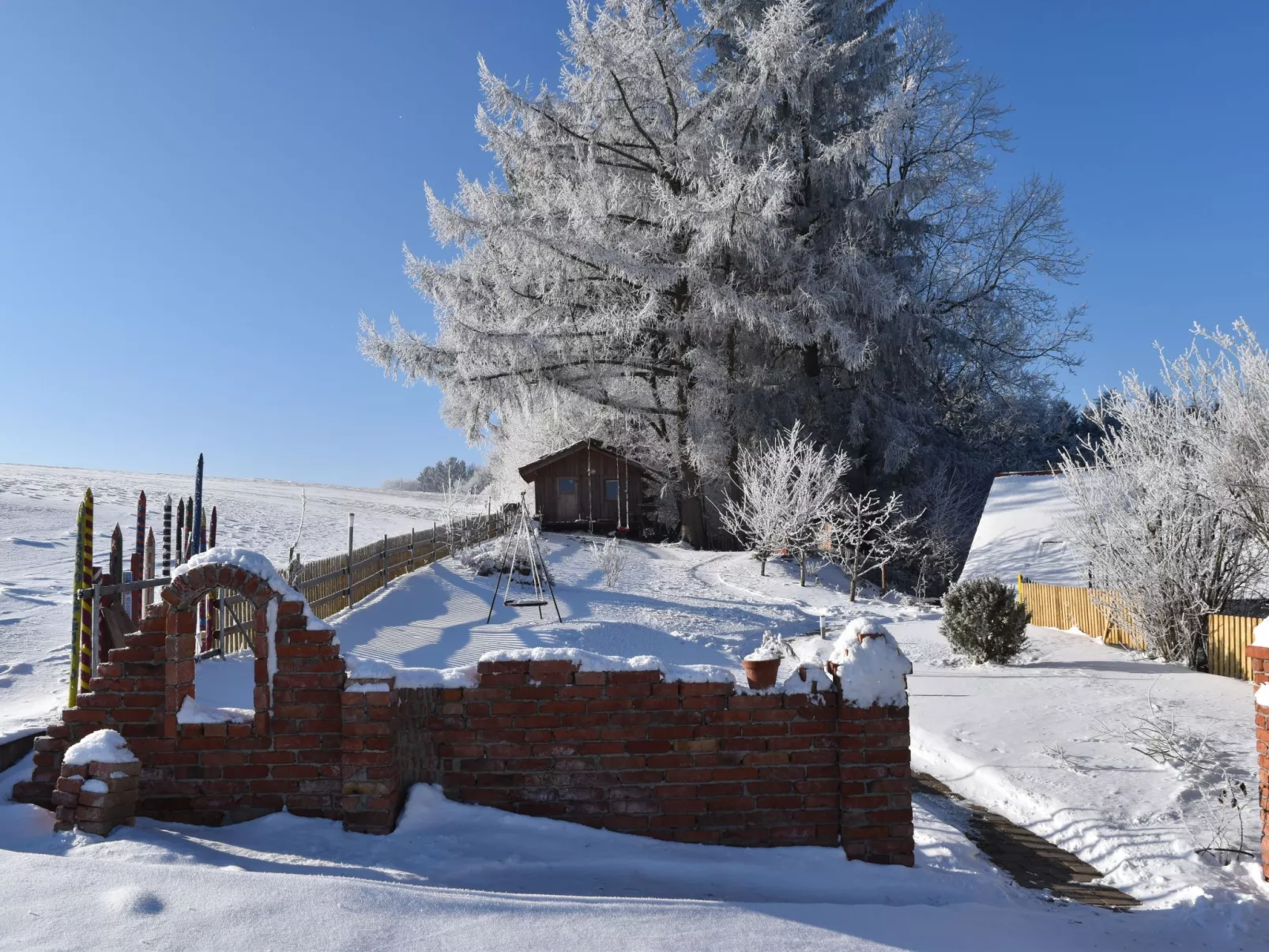"Haus in der Einöde"-Image-tags.info
