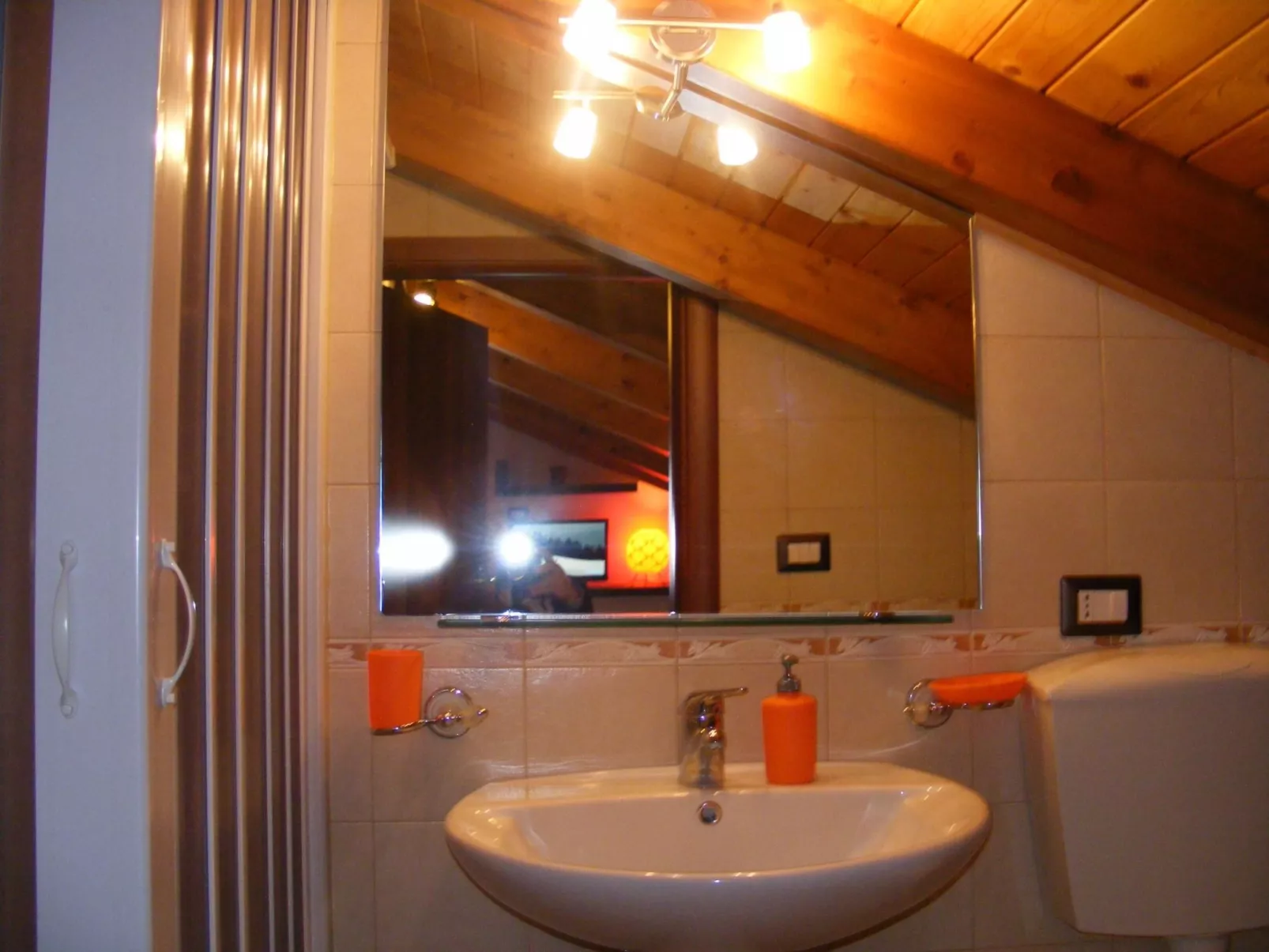 Mit Terrasse, Garten und Grill-Dedans