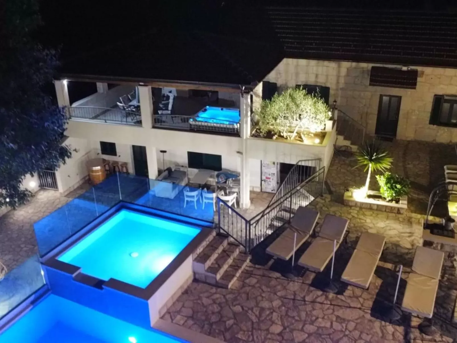 Stipanovi Dvori mit Bergblick-Inside