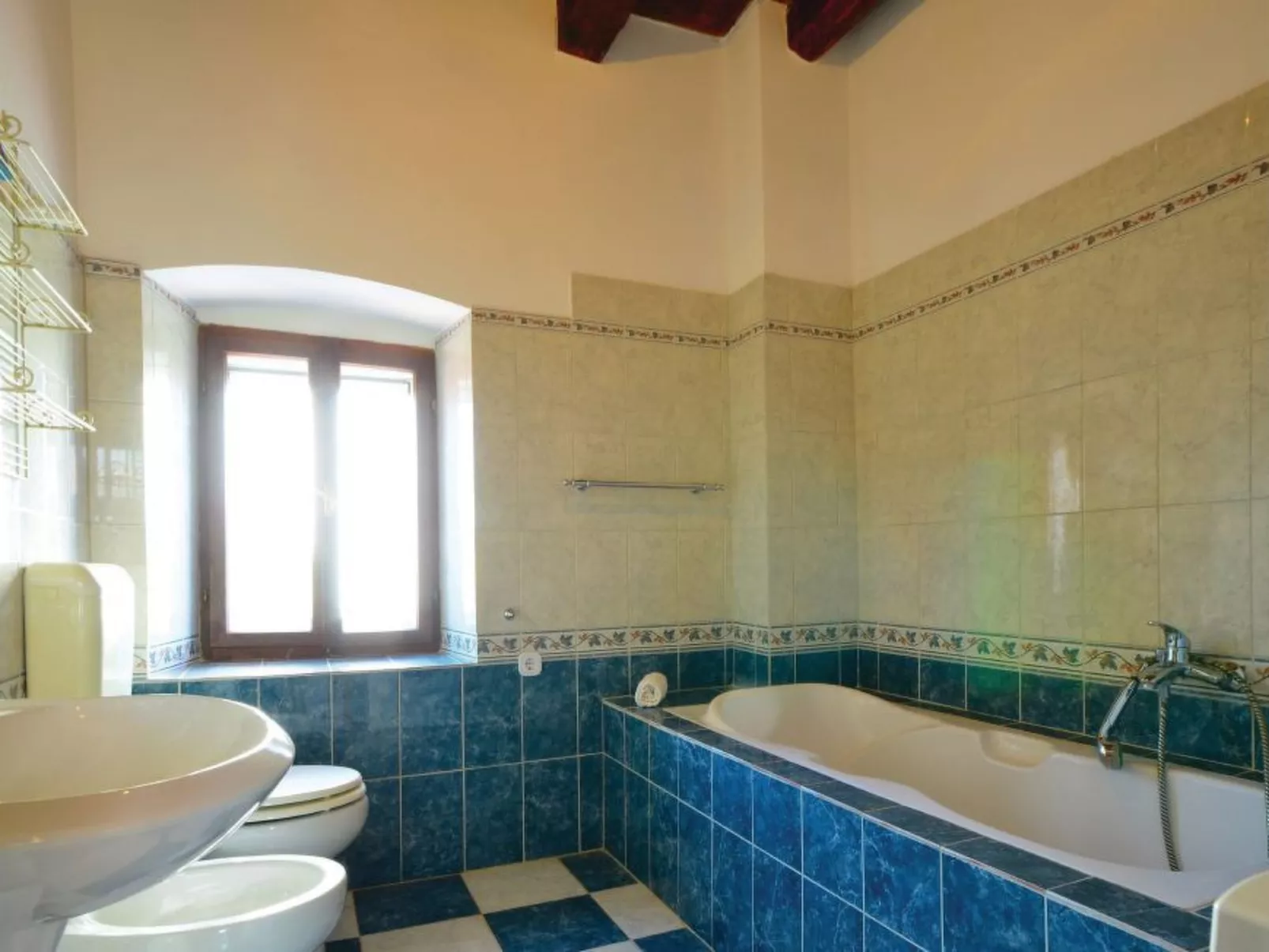 In Dobropoljana mit Freiterrasse-Inside