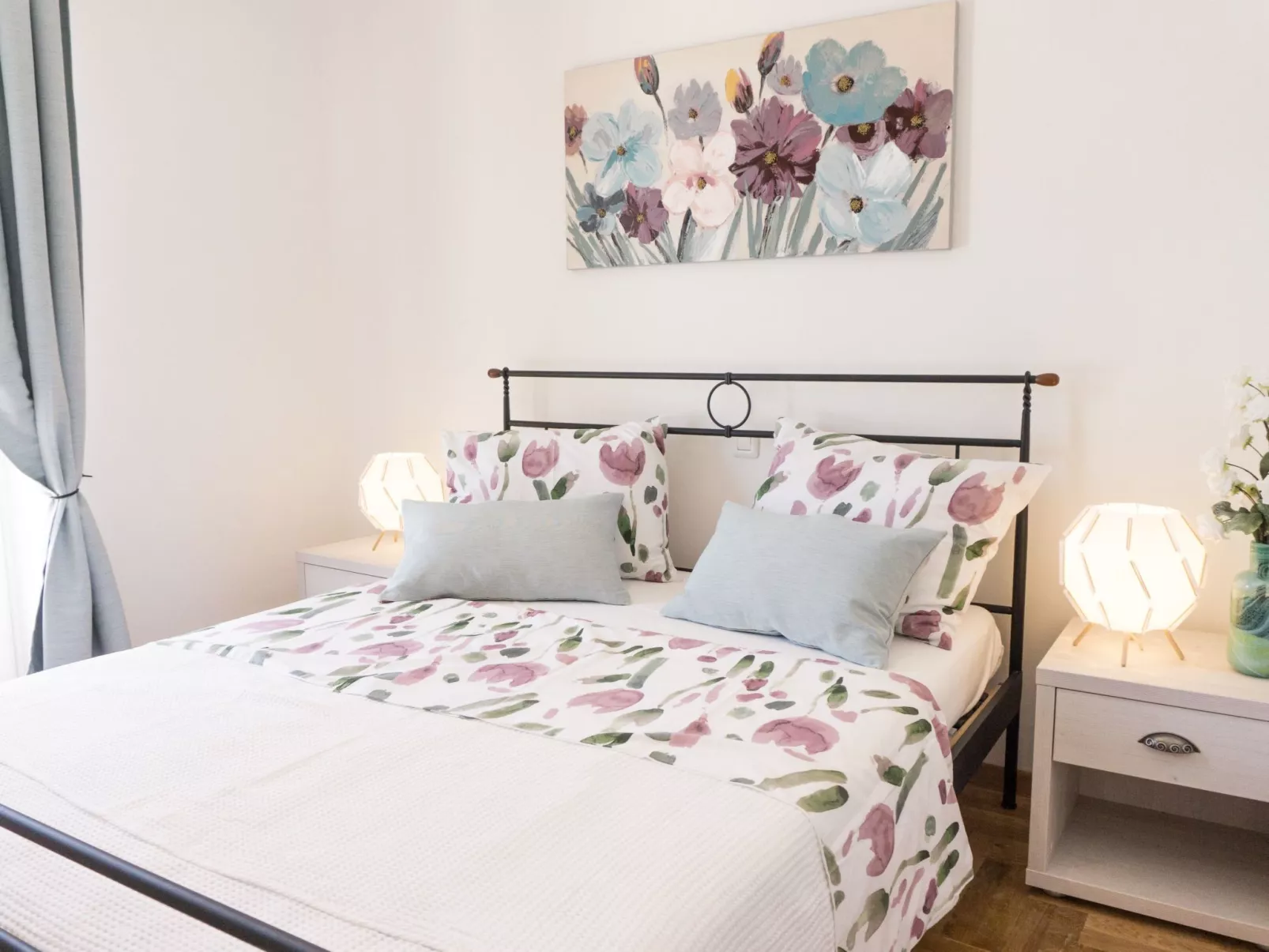 Nettes Ferienhaus in Smoljanci mit Privatem Pool-Drinnen