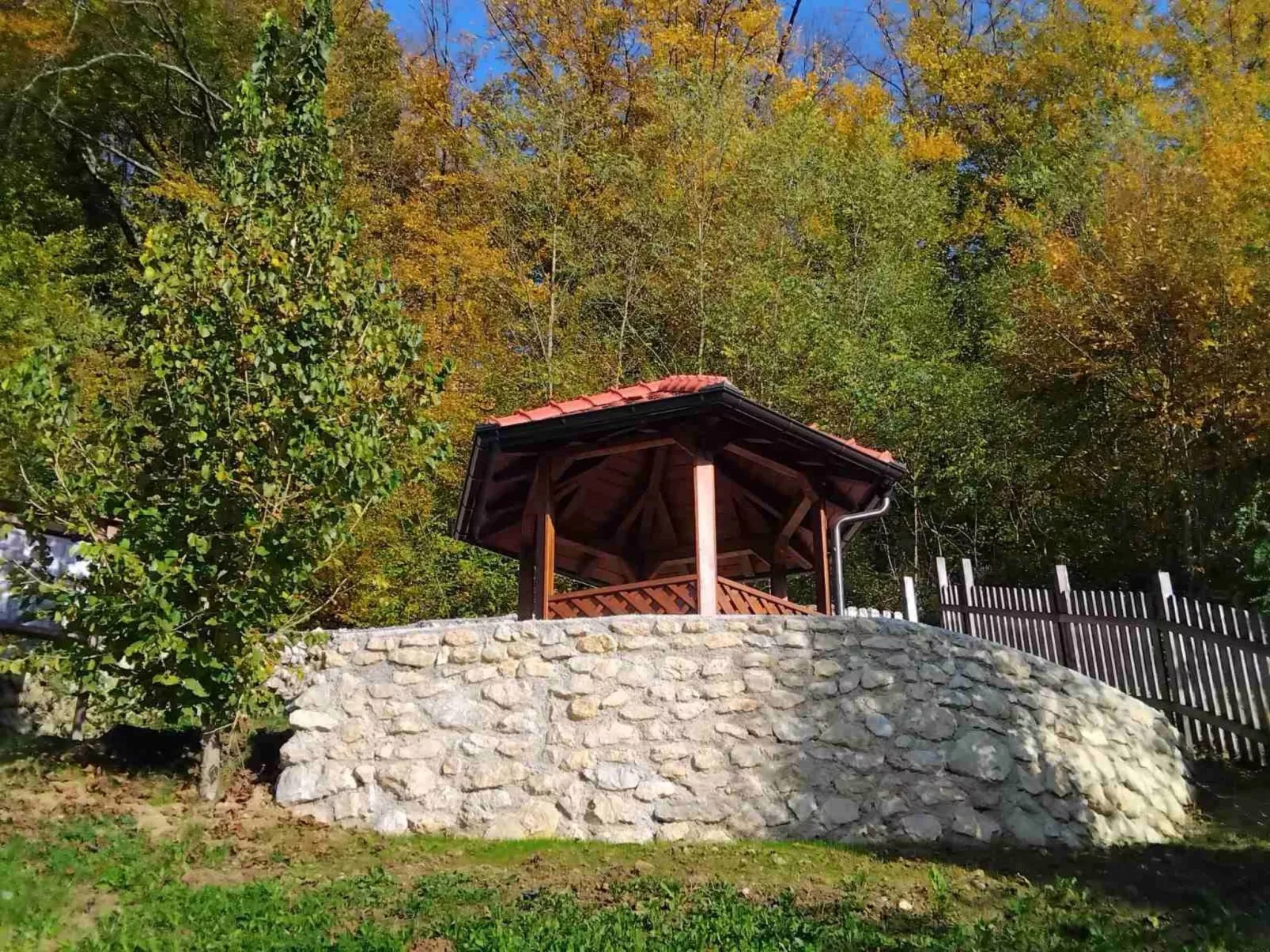 Für 4 Personen und 1 Kind in Tuhelj, Nordkroatien-Inside