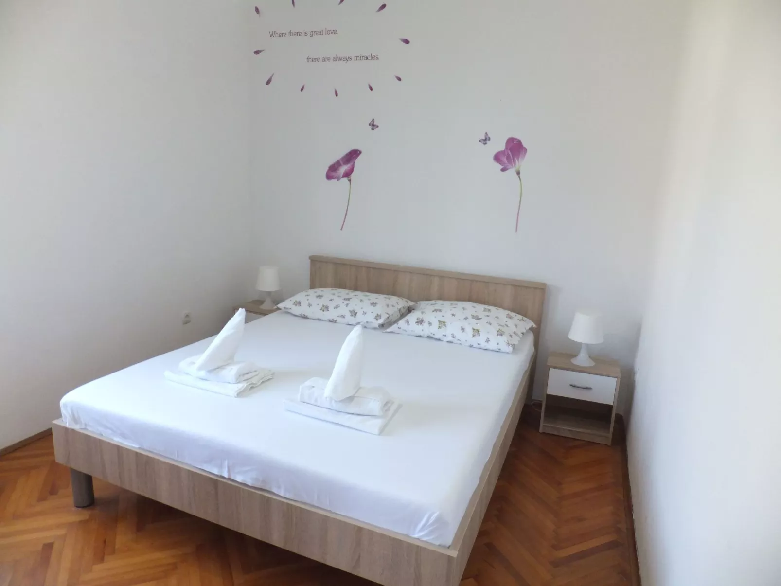 Appartement 6 - mit einer großen Terrasse-Inside