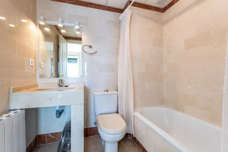 CT 237 GR - Carmenes Dream - Incredible Views-Badezimmer