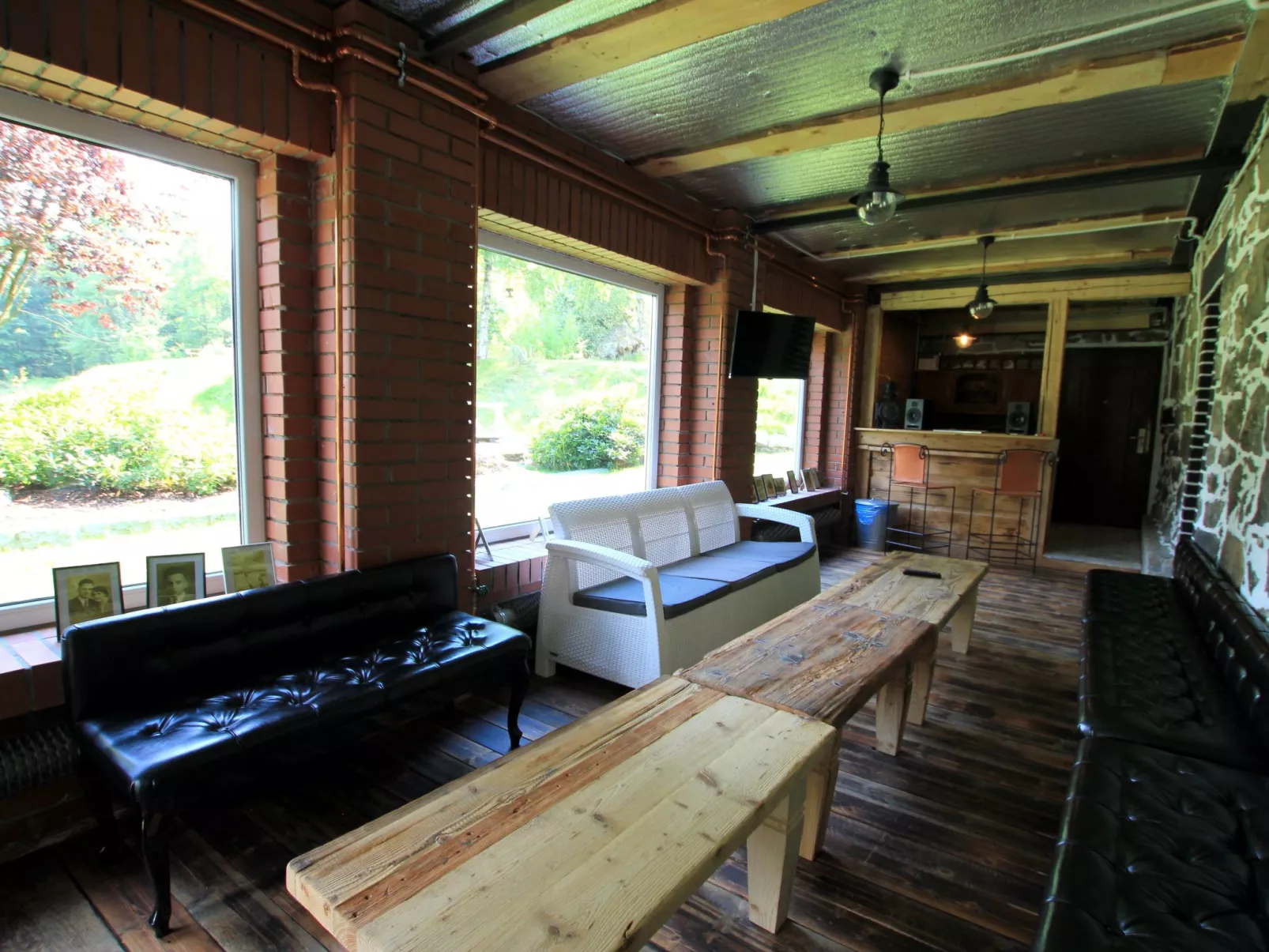 Exklusives Ferienhaus mit Schwimmbad direkt am Wasser-Dedans