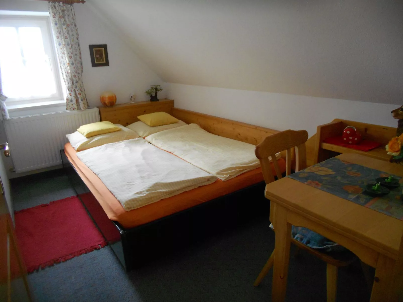 Mit Gemeinschaftspool und Terrasse-Image-tags.info