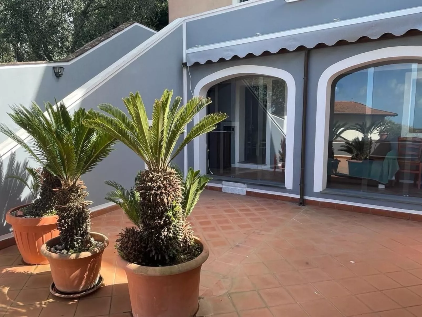 In panoramischer Lage